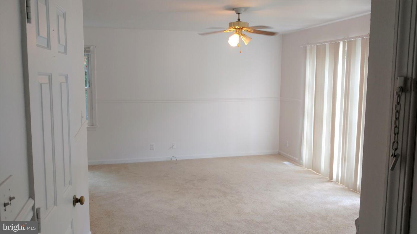 STAFFORD OAKS - Residential