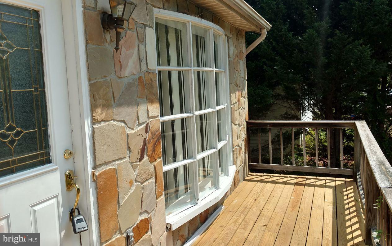 STAFFORD OAKS - Residential