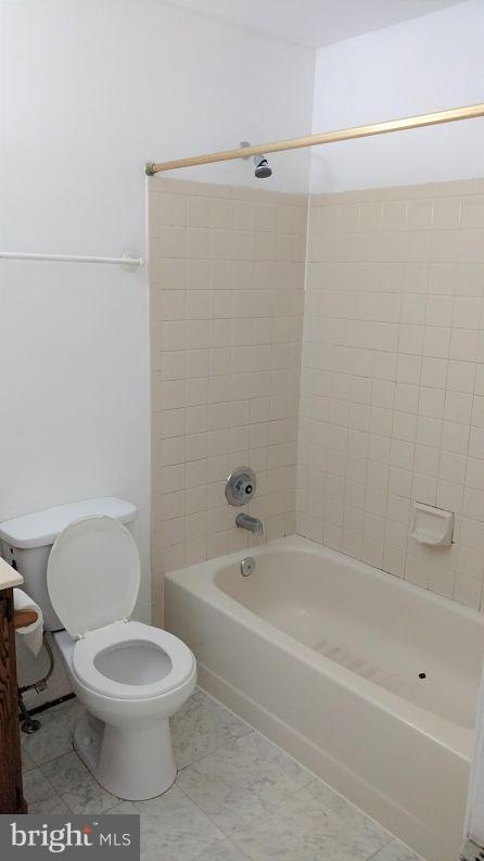 STAFFORD OAKS - Residential