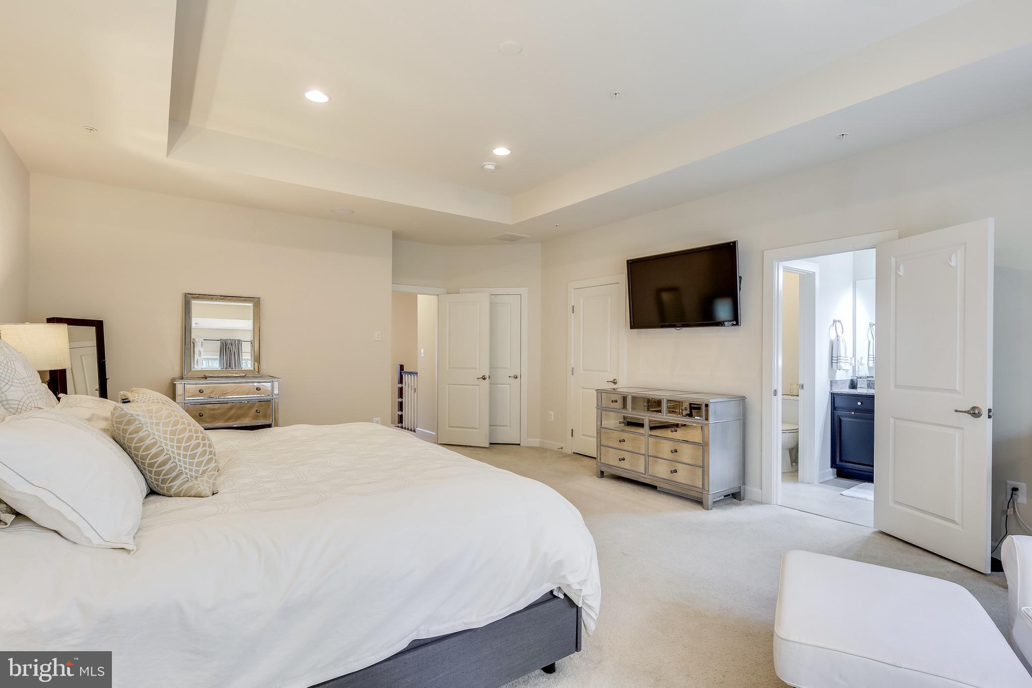 HAWTHORNES GRANT AT BRO - Residential