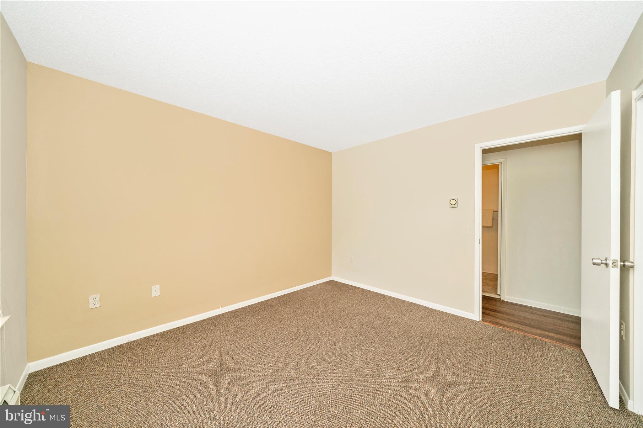 ROSSMOOR MUTUAL #19 - Residential