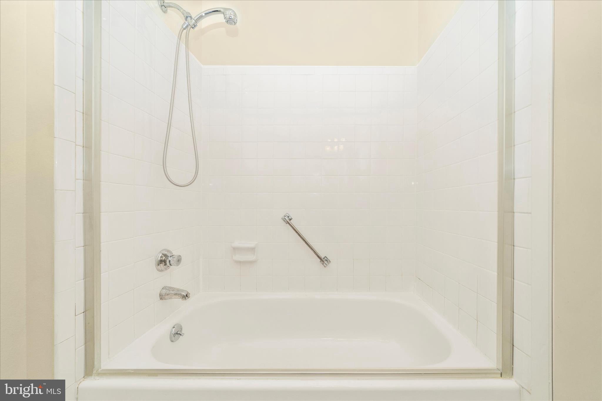 ROSSMOOR MUTUAL #19 - Residential