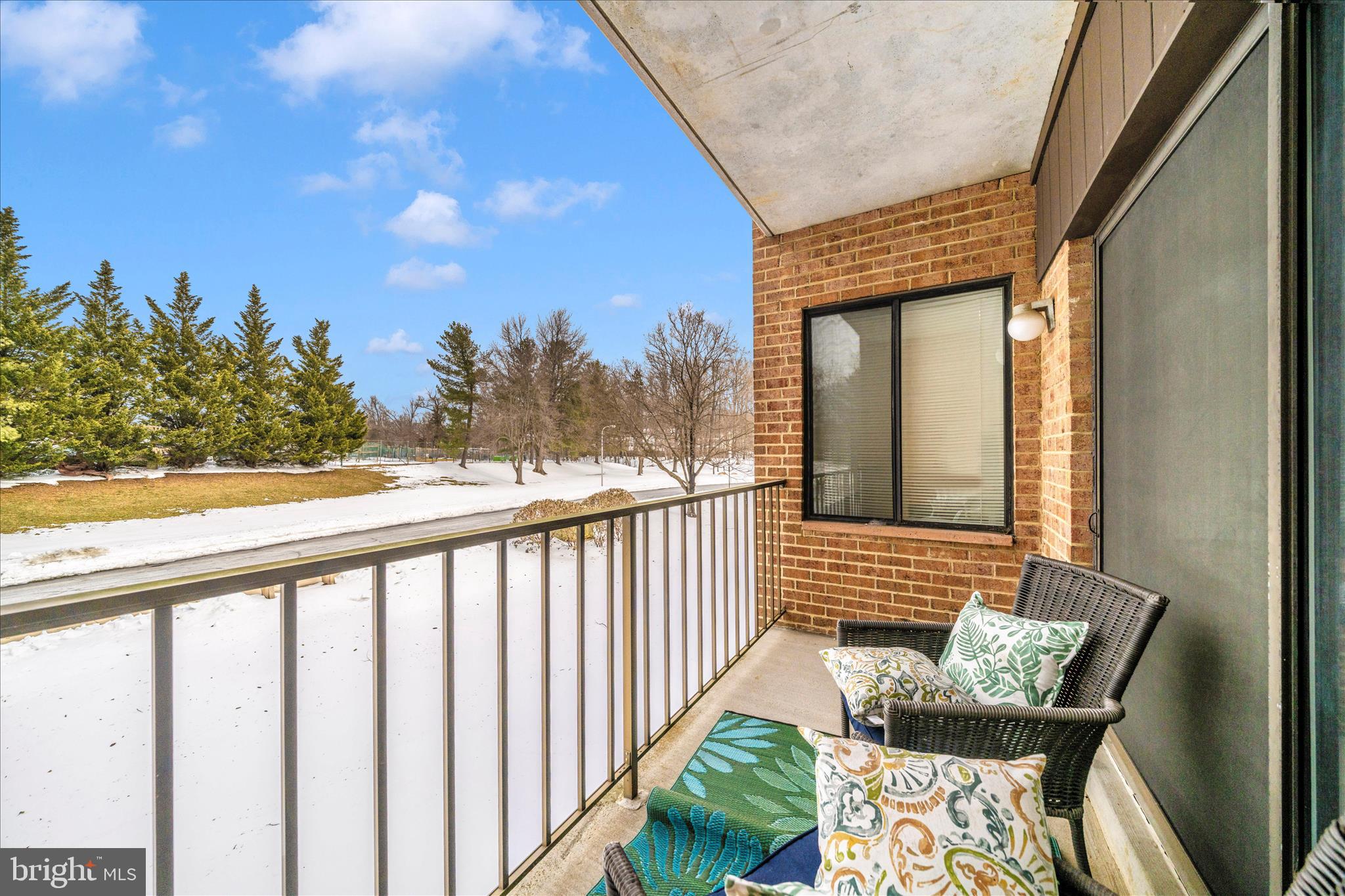 ROSSMOOR MUTUAL #19 - Residential