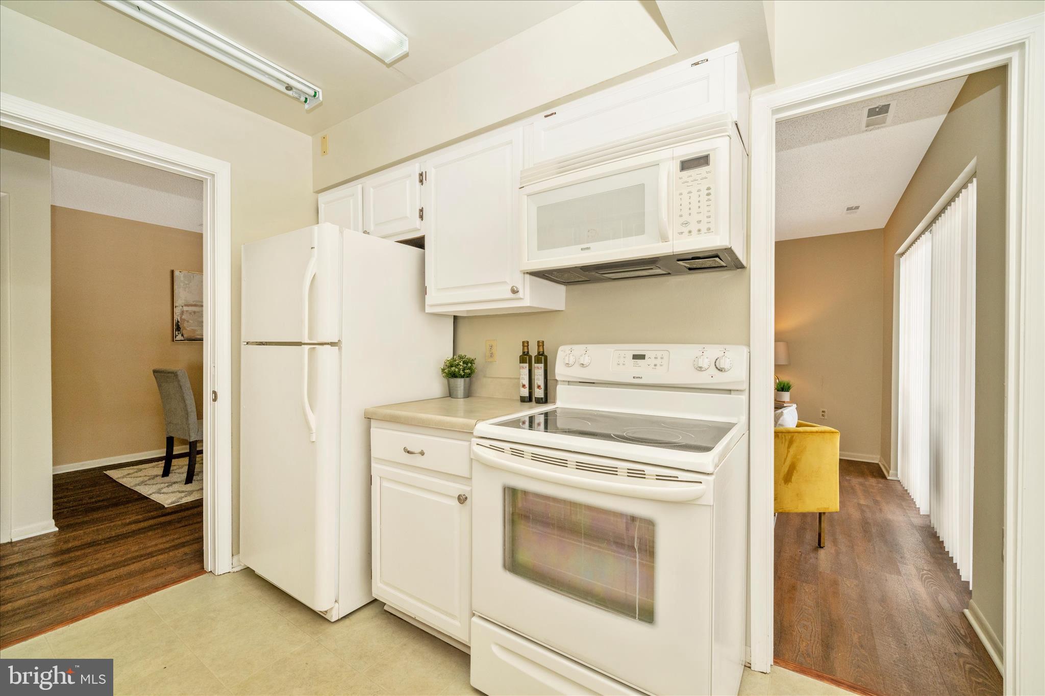 ROSSMOOR MUTUAL #19 - Residential