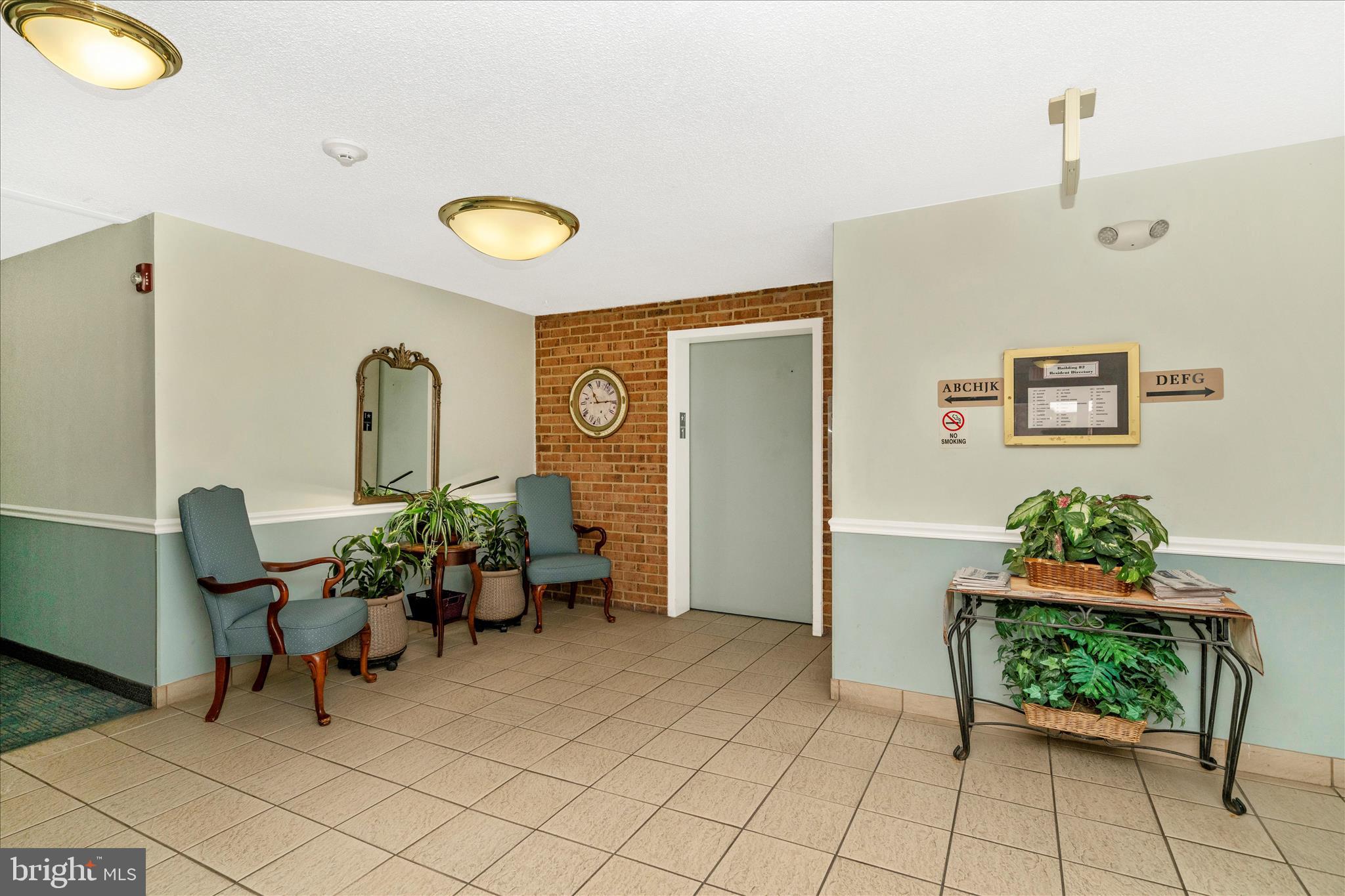 ROSSMOOR MUTUAL #19 - Residential