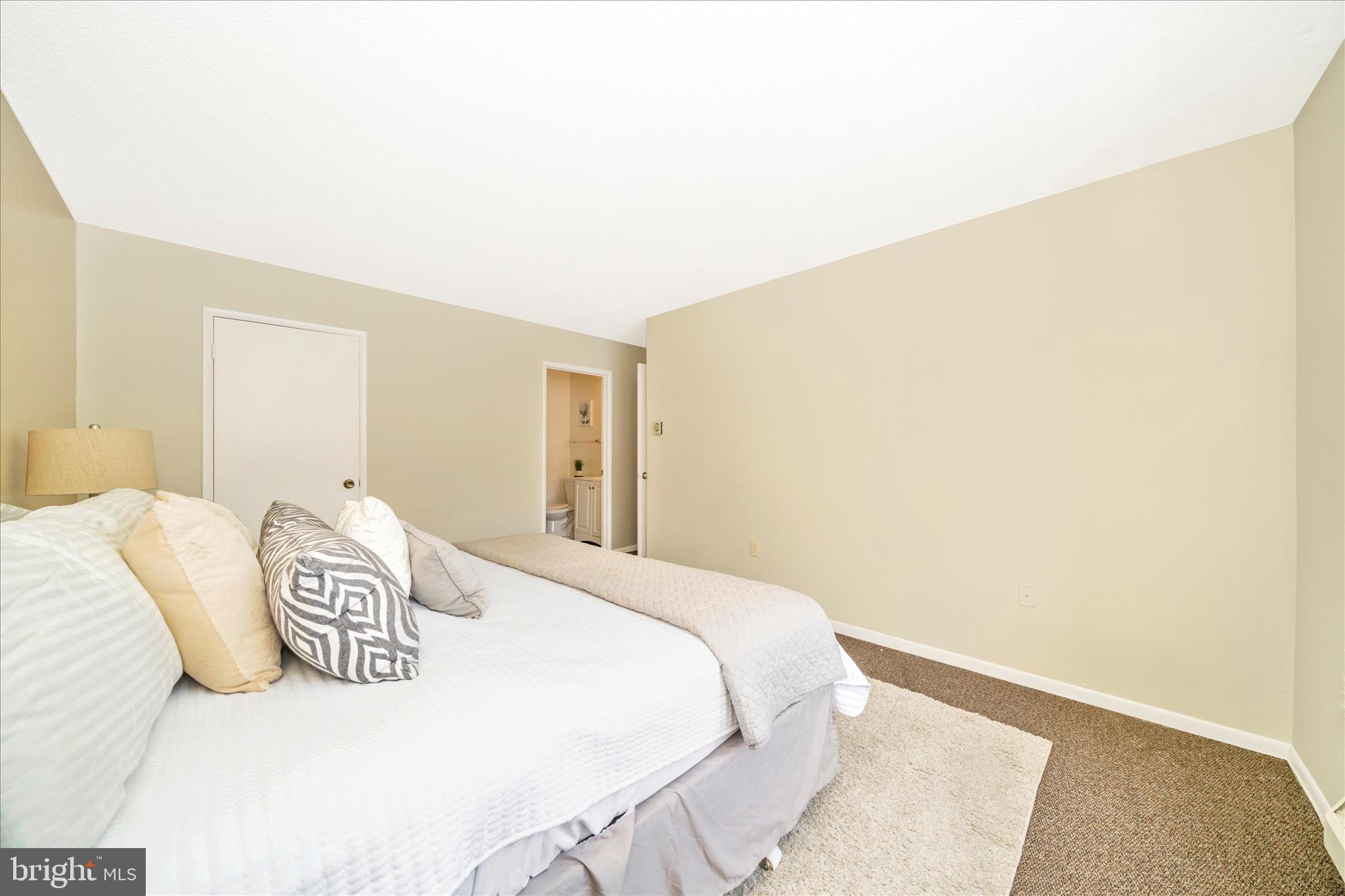 ROSSMOOR MUTUAL #19 - Residential