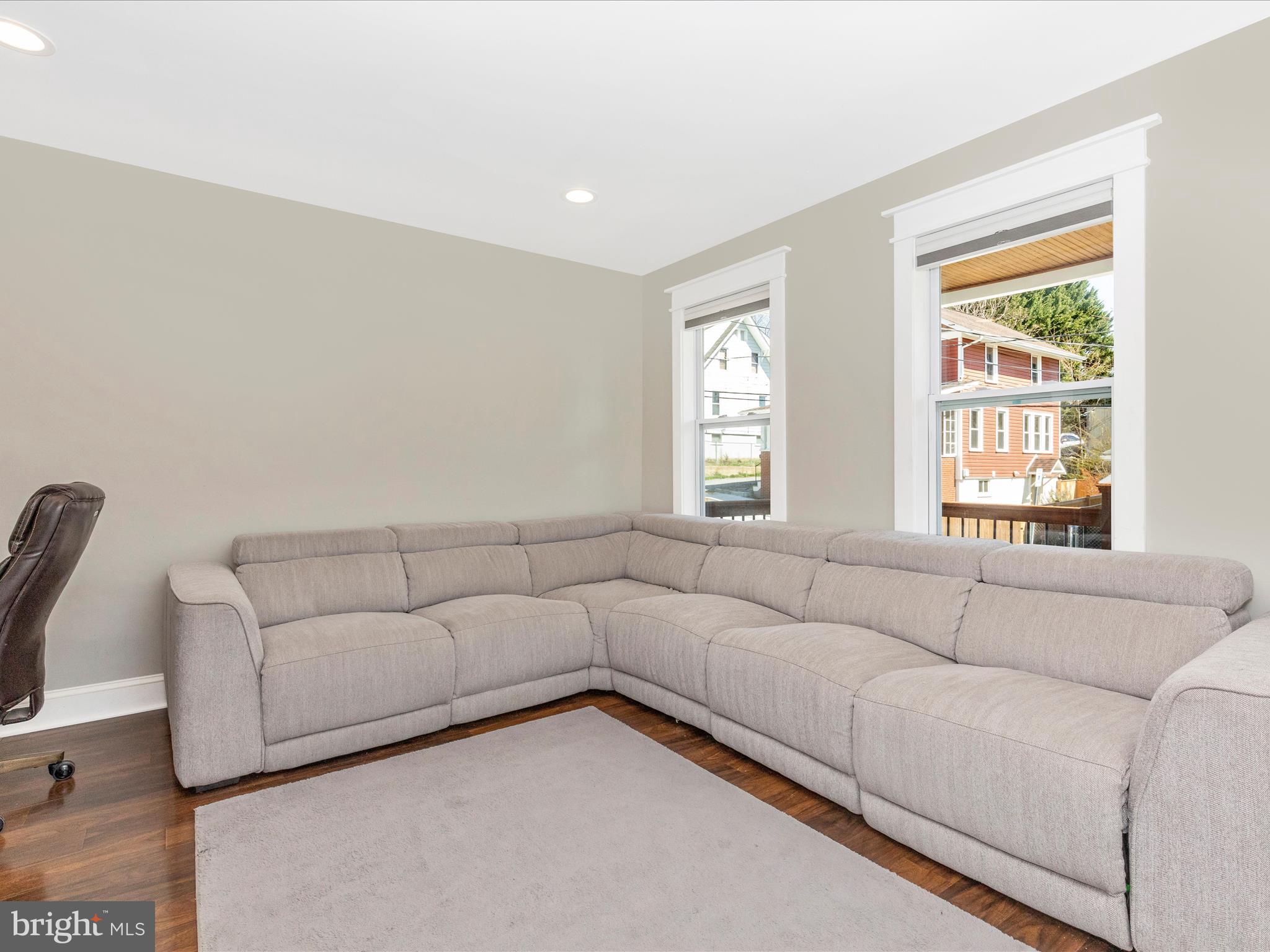 BRUNSWICK - Residential