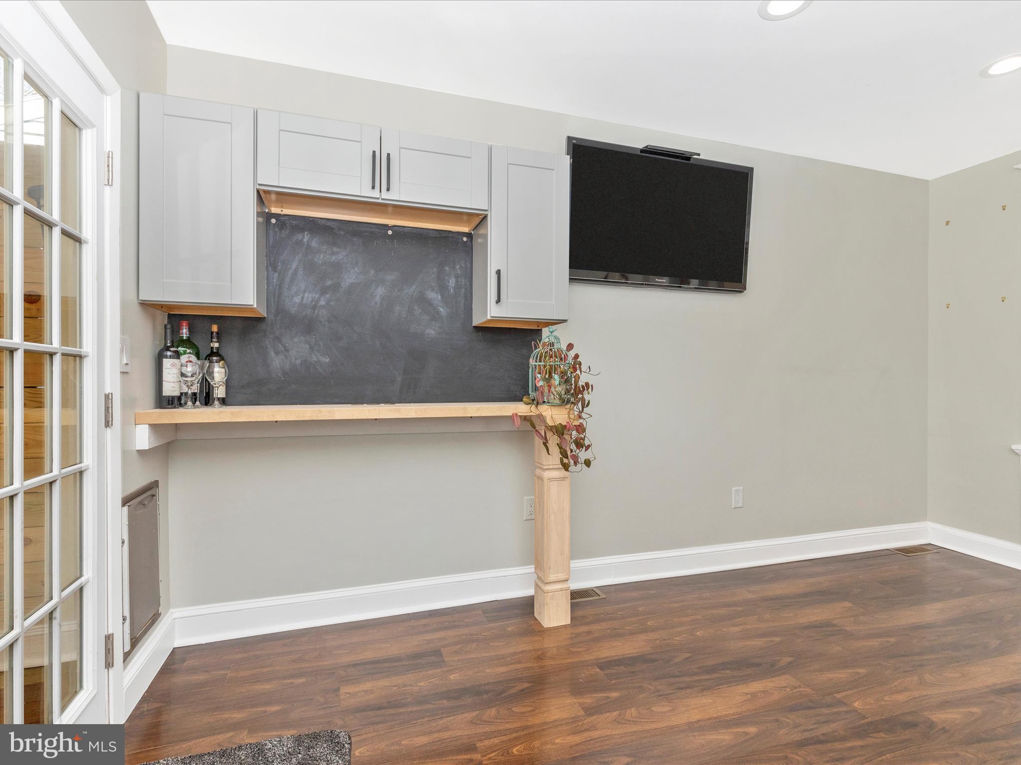 BRUNSWICK - Residential