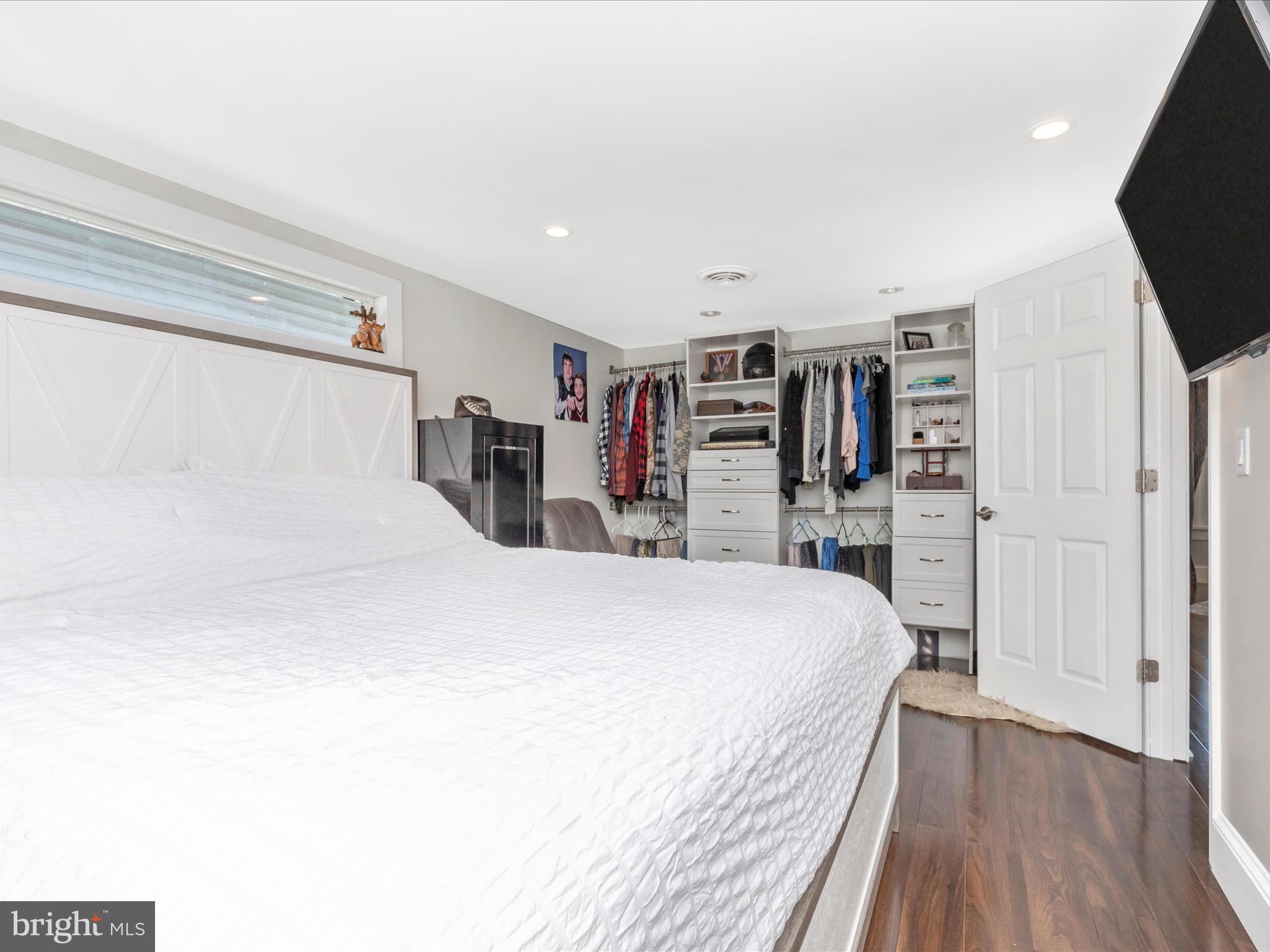 BRUNSWICK - Residential