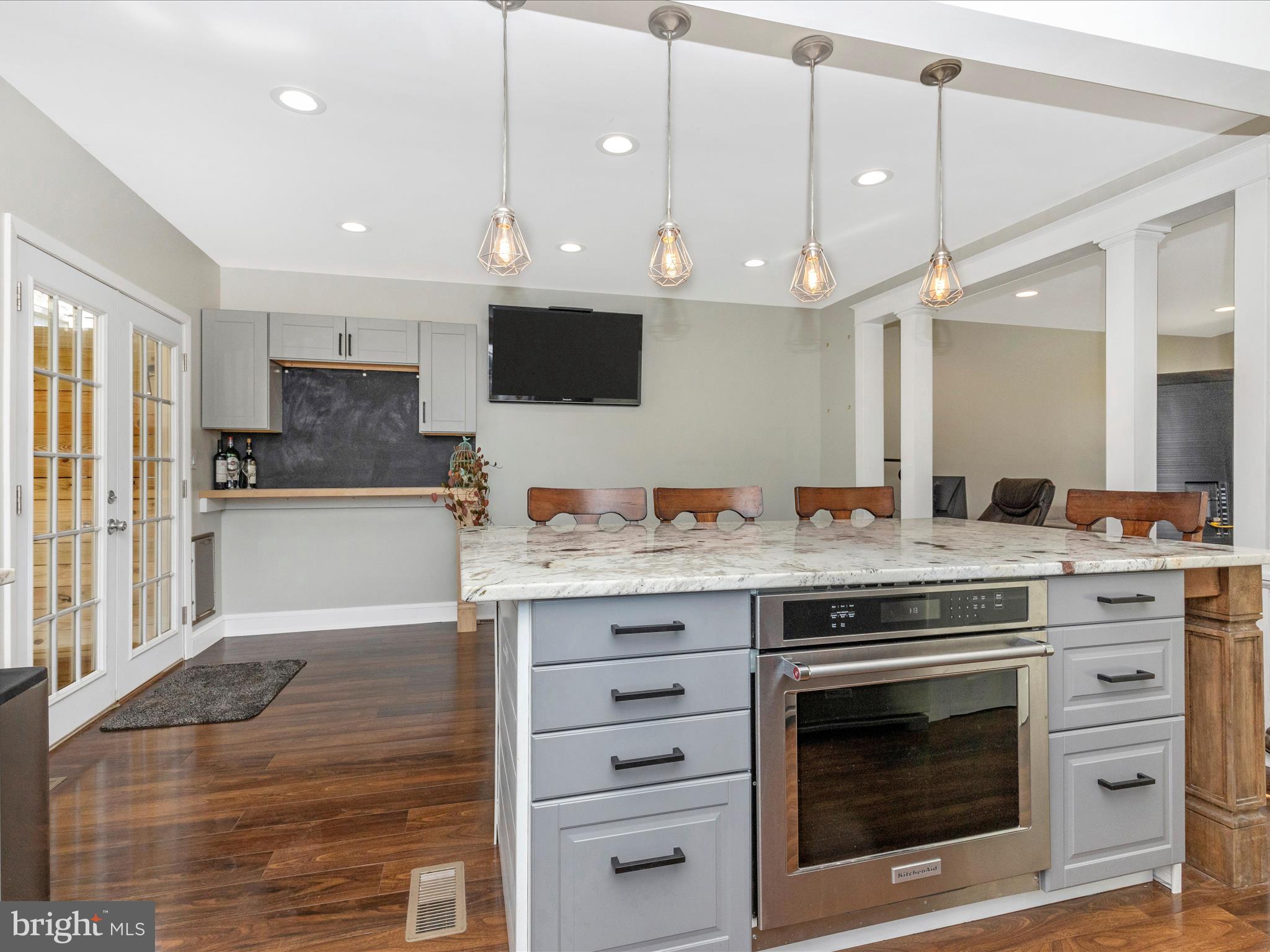 BRUNSWICK - Residential