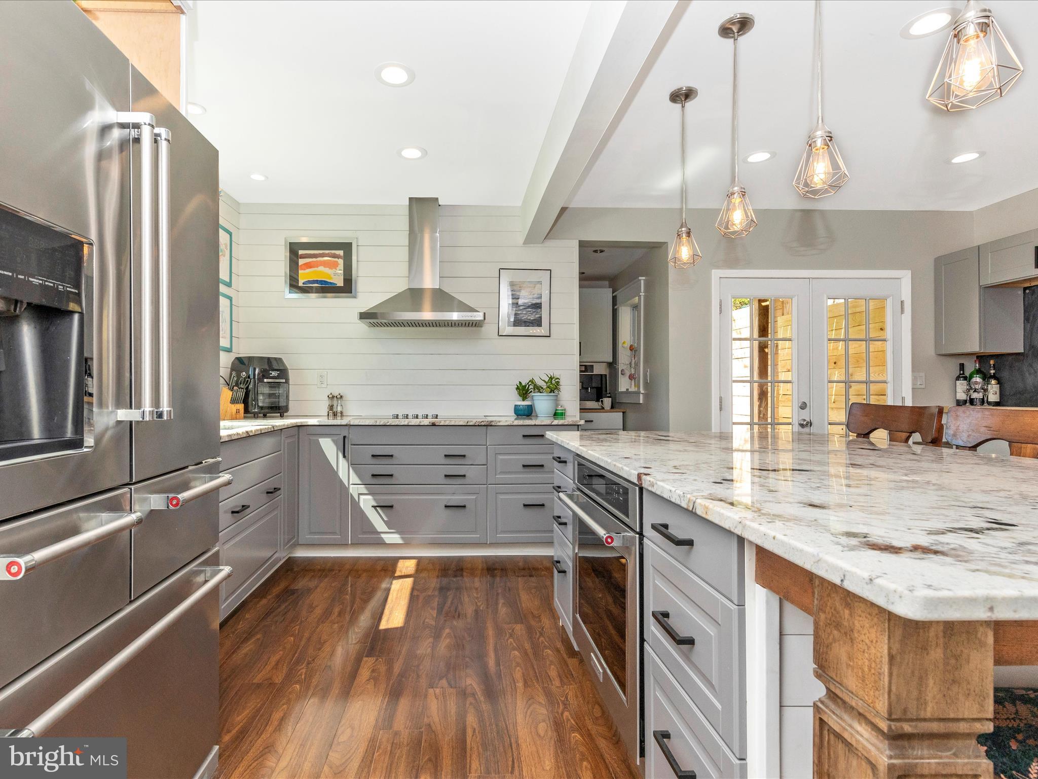 BRUNSWICK - Residential