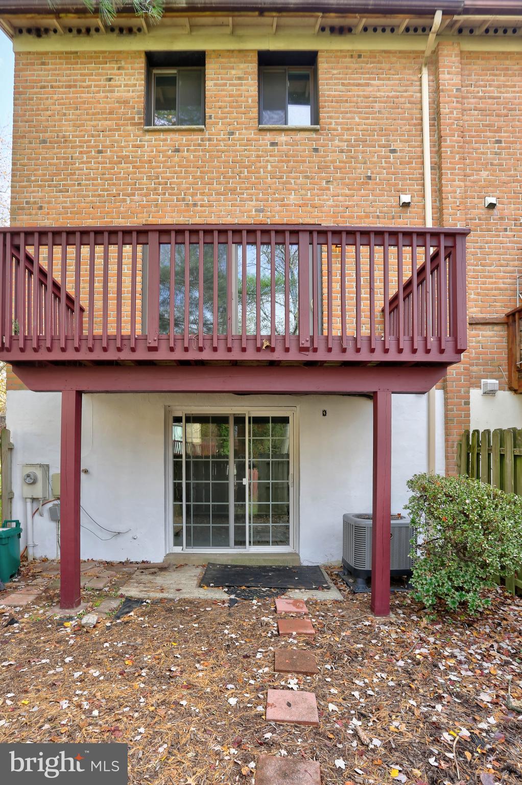 OWEN BROWN WOODS - Residential