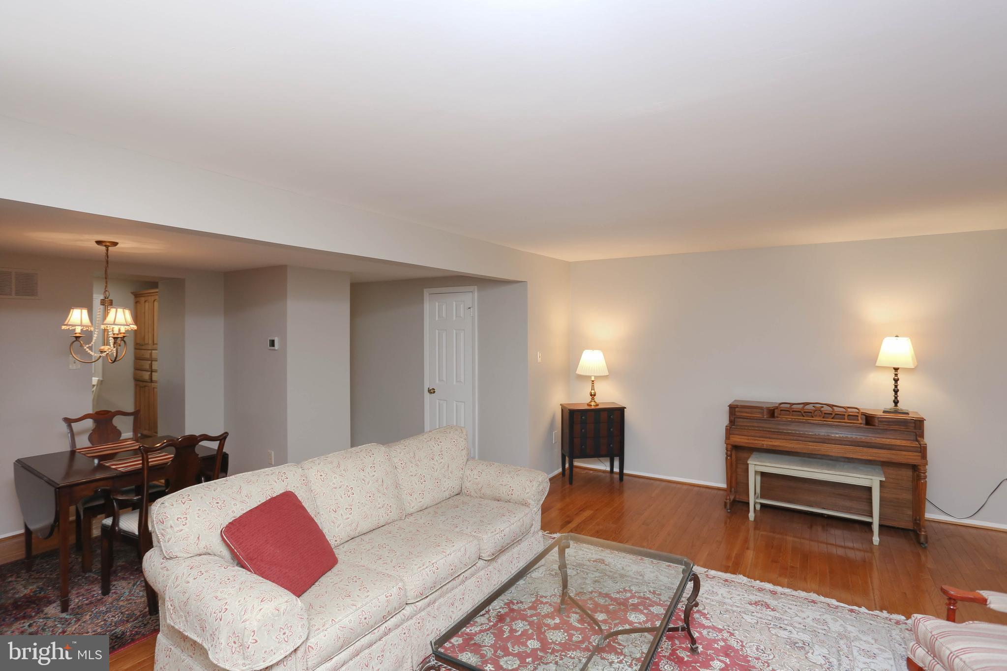 OWEN BROWN WOODS - Residential