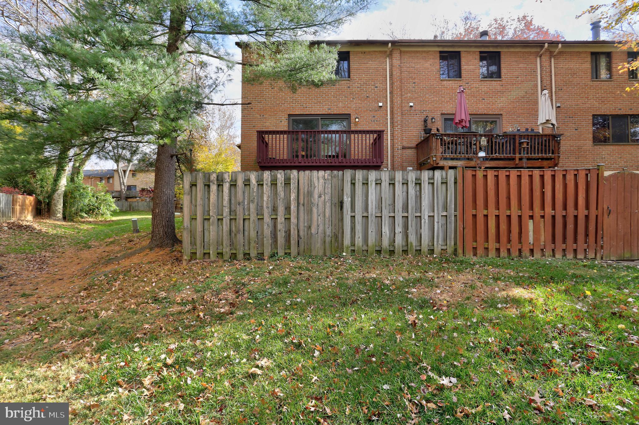 OWEN BROWN WOODS - Residential