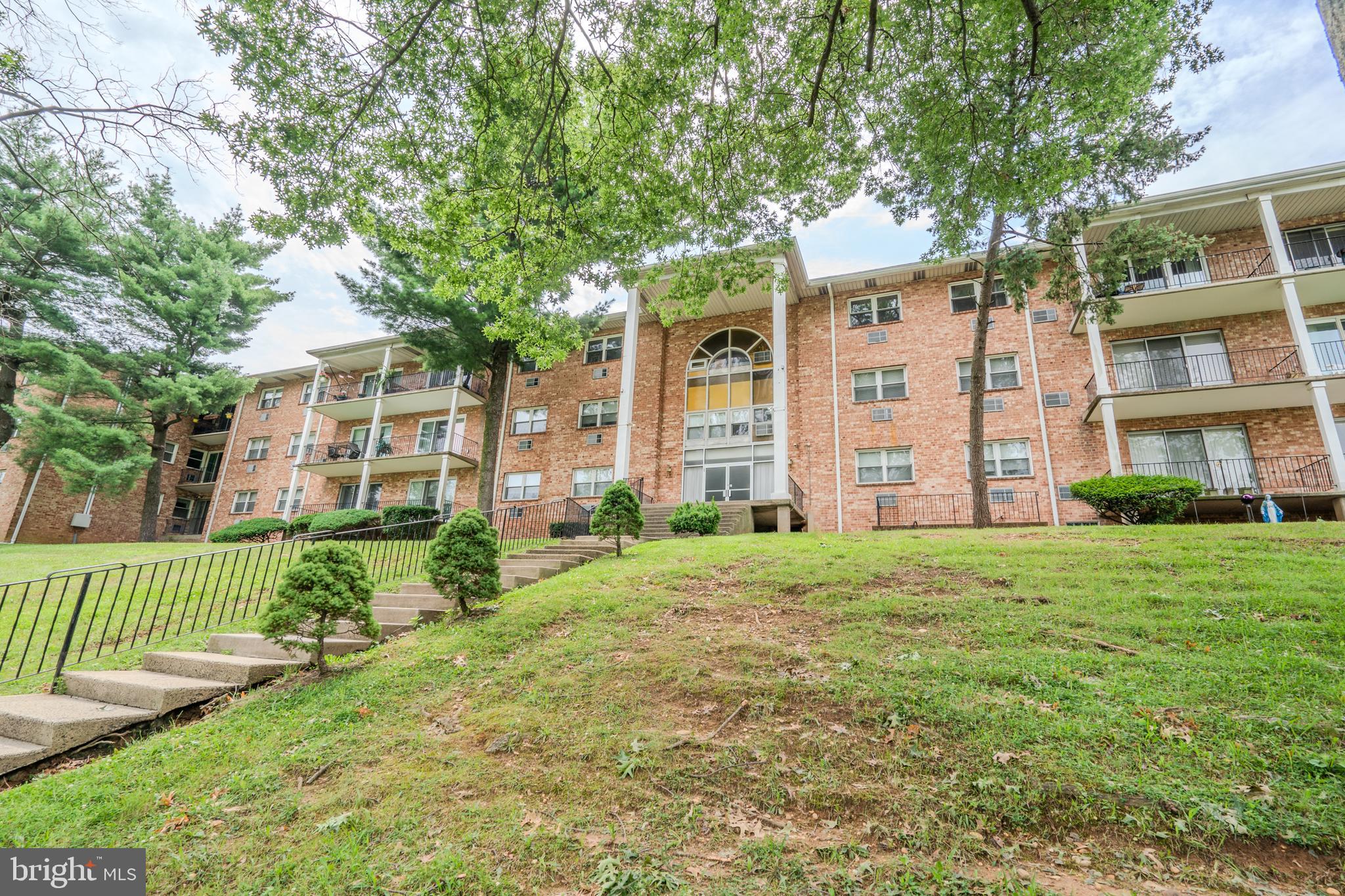 201 E CUTHBERT BOULEVARD D50