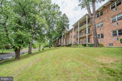 Condo For Sale - 201 W Cuthbert Boulevard #D50<br/> Camden County, HADDON TOWNSHIP, NJ 08107