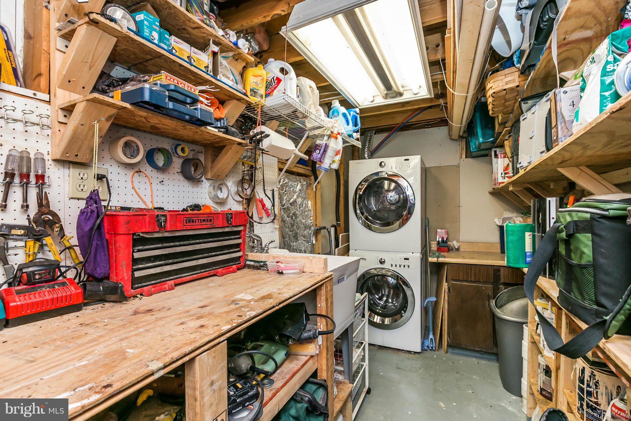 VILLAGE OF OWEN BROWN - Residential