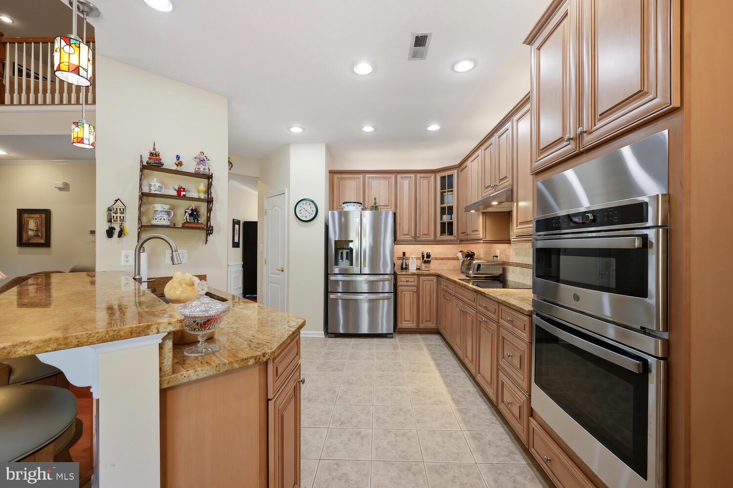 SYMPHONY VILLAGE AT CENTREVILLE - Residential