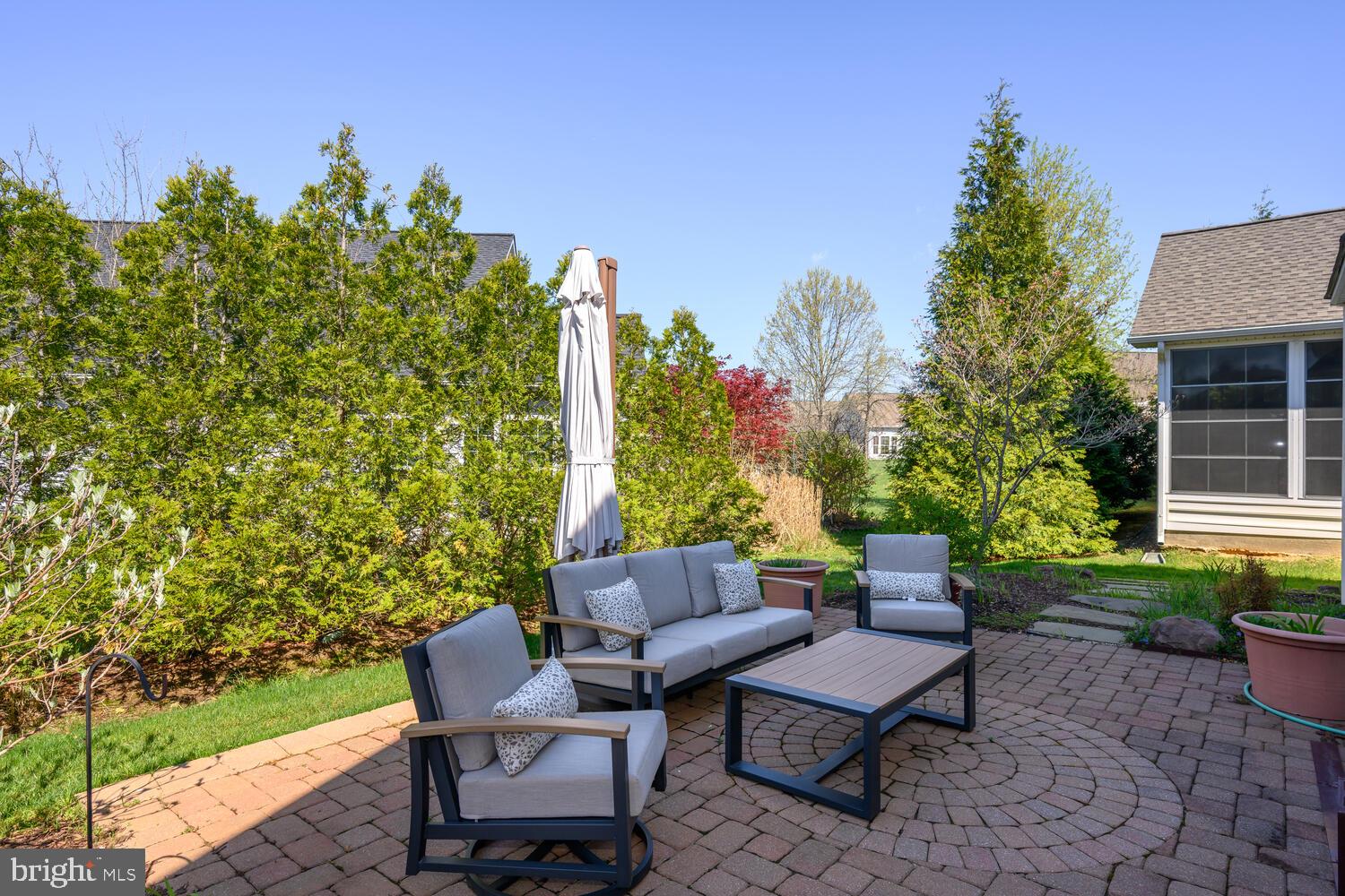 SYMPHONY VILLAGE AT CENTREVILLE - Residential