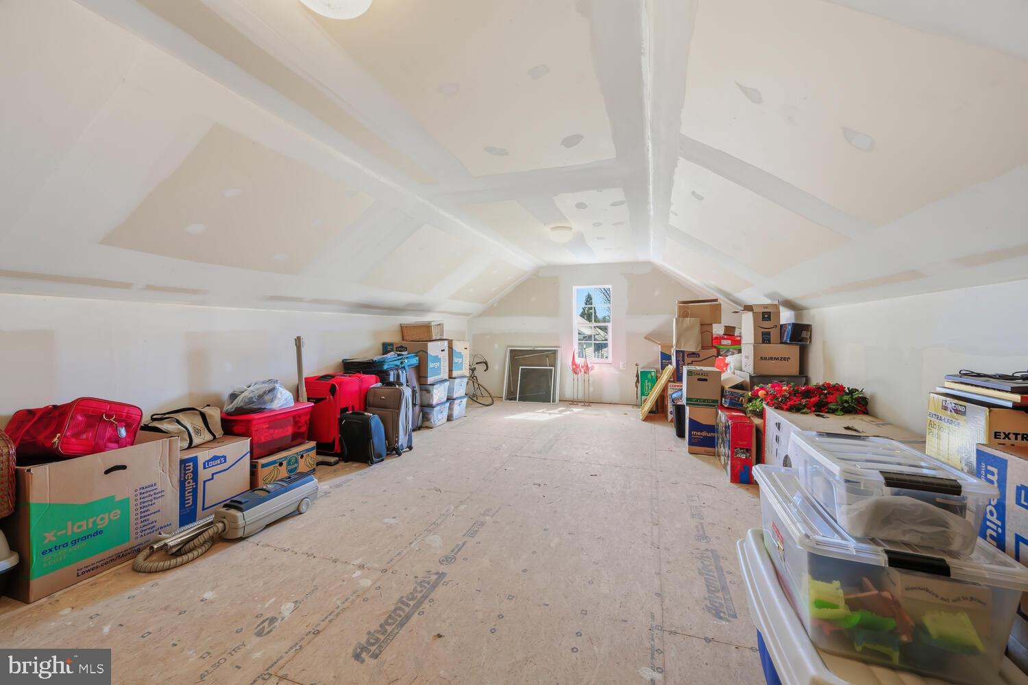 SYMPHONY VILLAGE AT CENTREVILLE - Residential