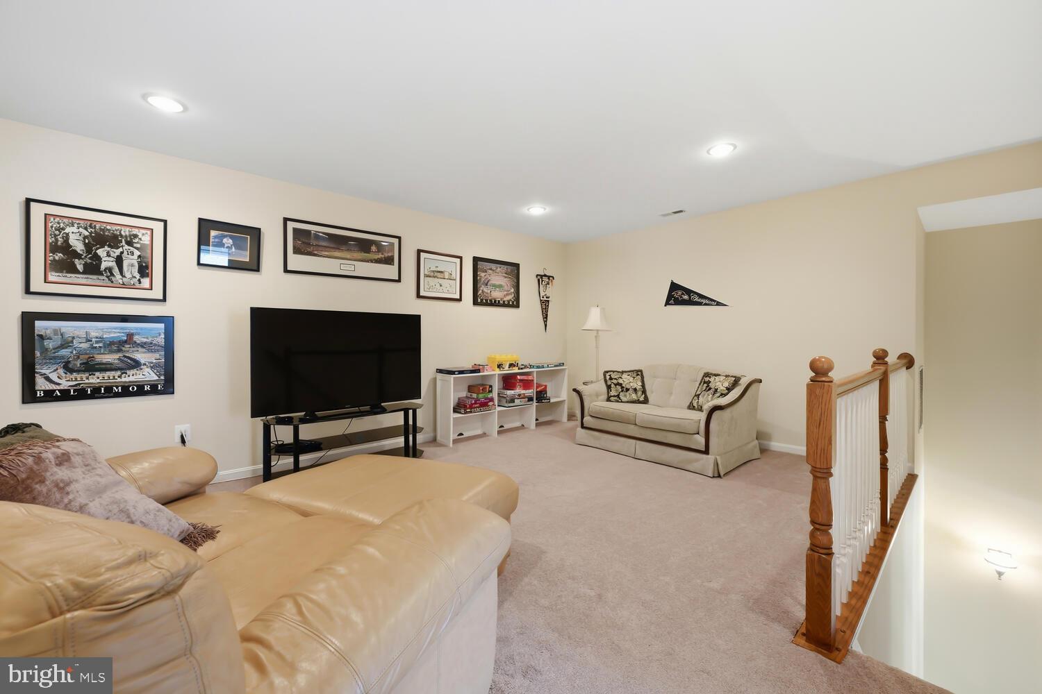 SYMPHONY VILLAGE AT CENTREVILLE - Residential