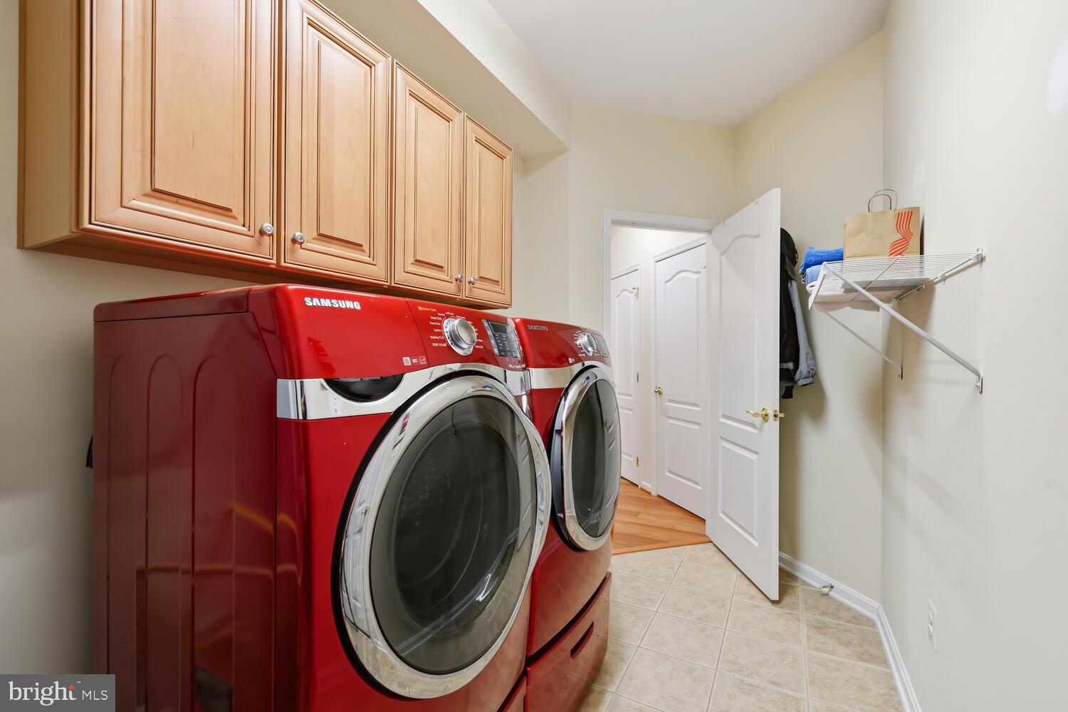 SYMPHONY VILLAGE AT CENTREVILLE - Residential