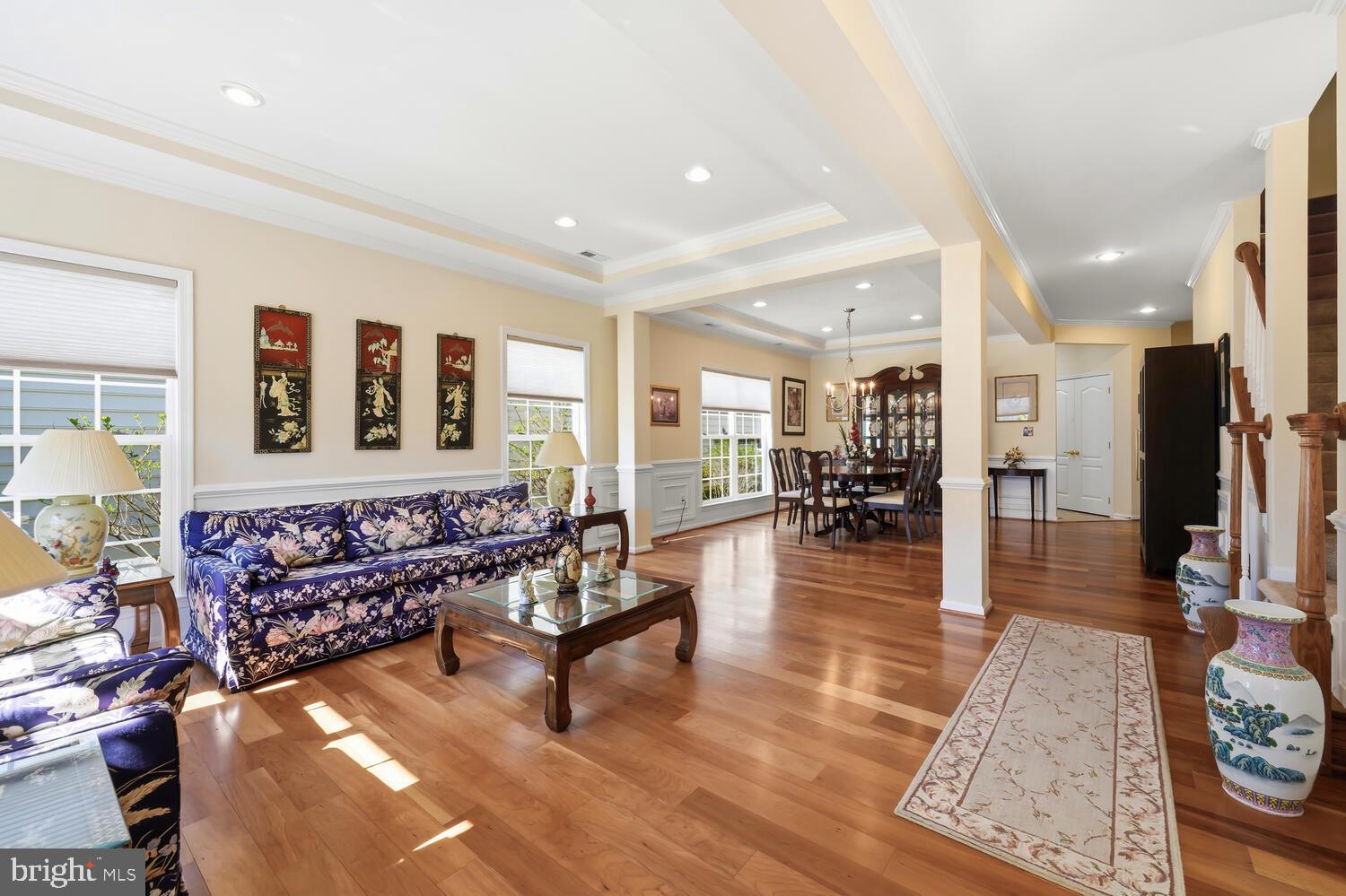 SYMPHONY VILLAGE AT CENTREVILLE - Residential