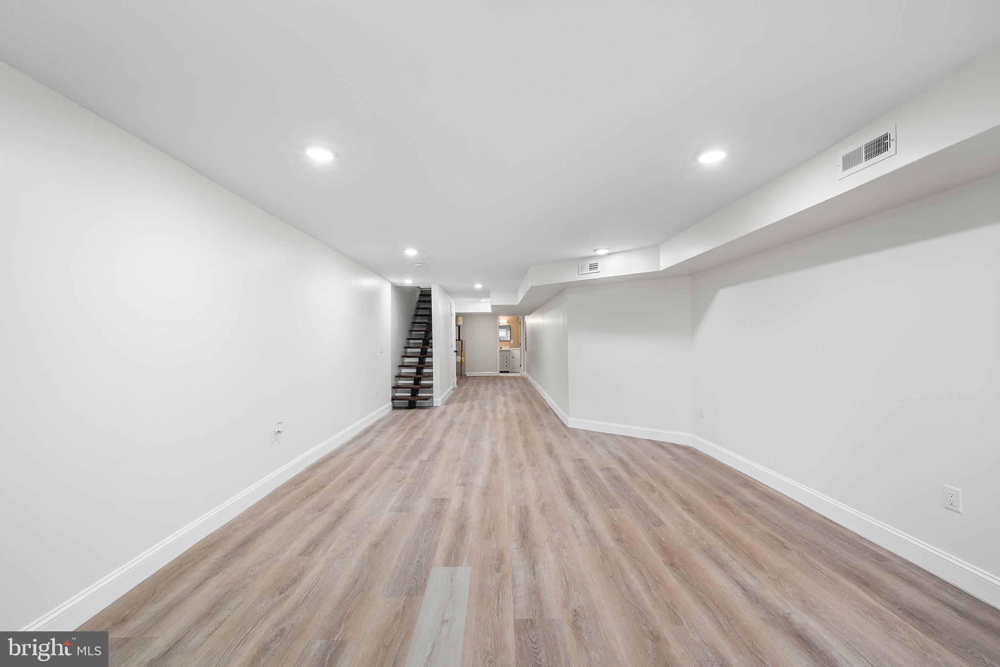 GRADUATE HOSPITAL - Residential