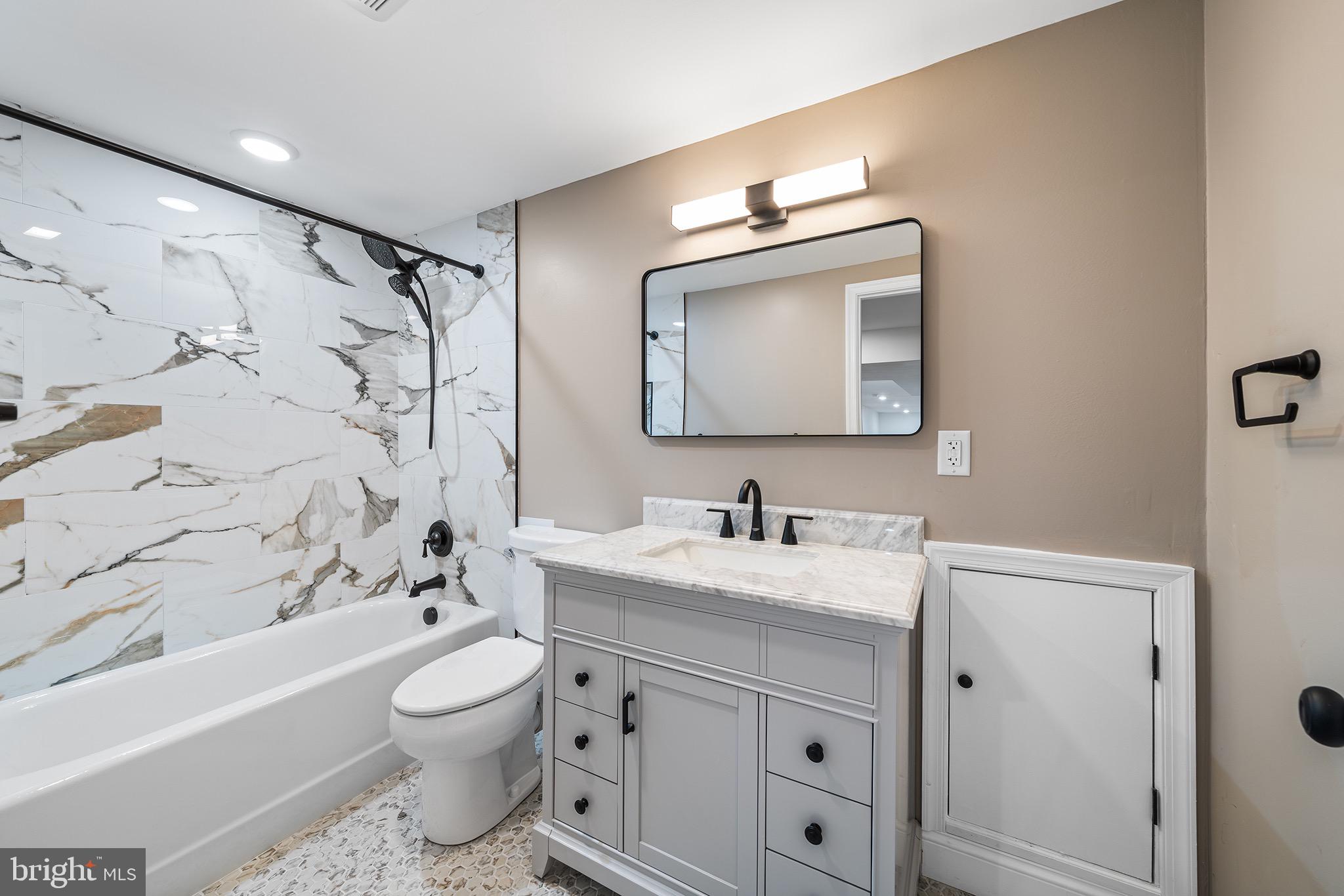 GRADUATE HOSPITAL - Residential