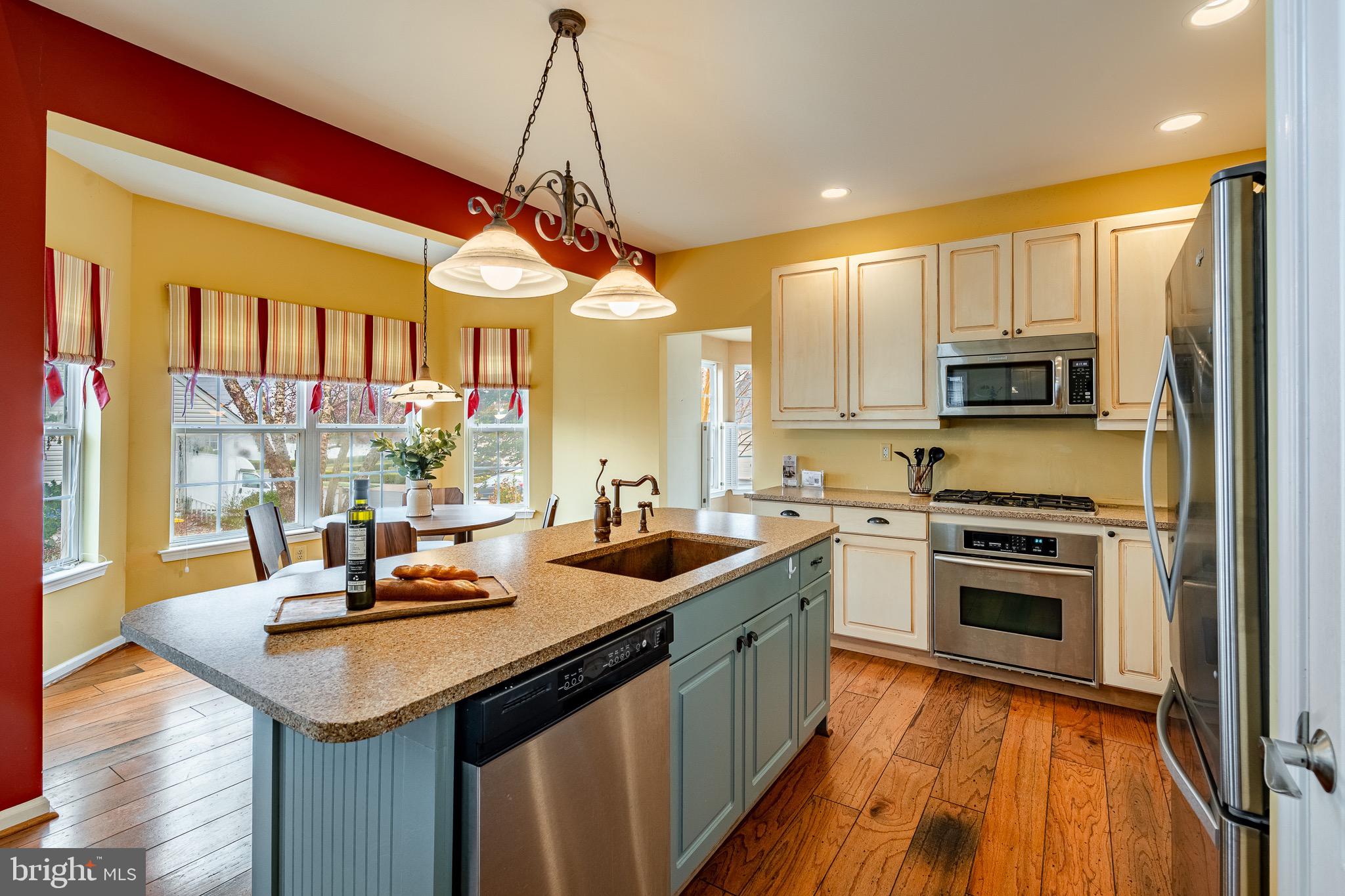 OLDE VILLAGE - Residential