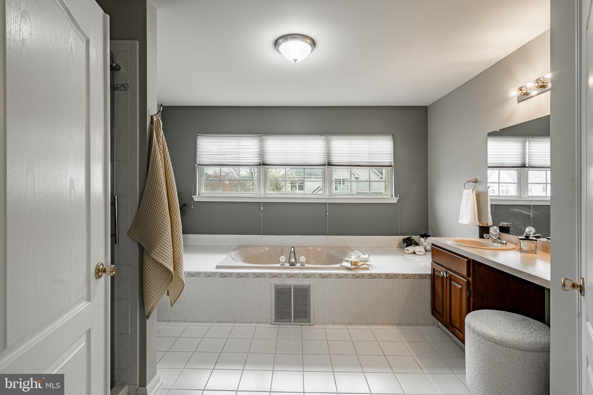 OLDE VILLAGE - Residential