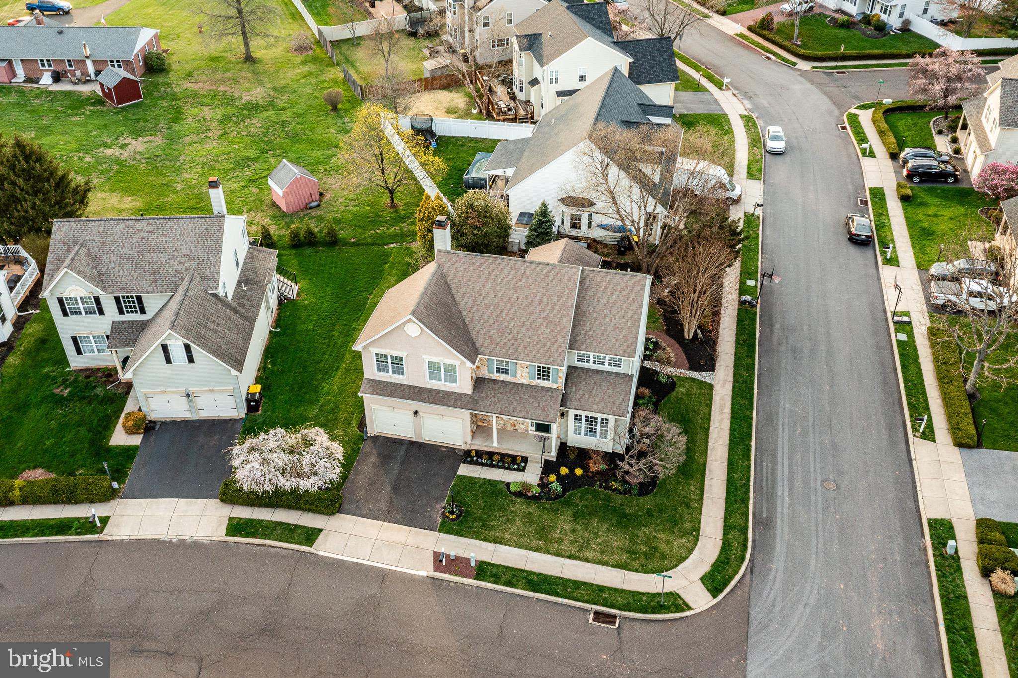 OLDE VILLAGE - Residential