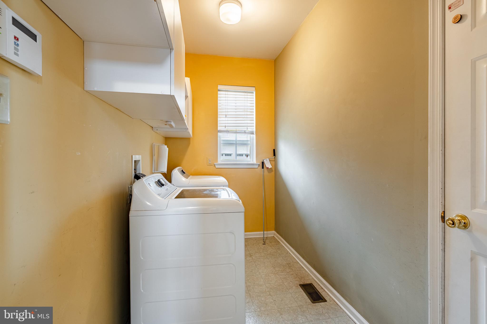 OLDE VILLAGE - Residential