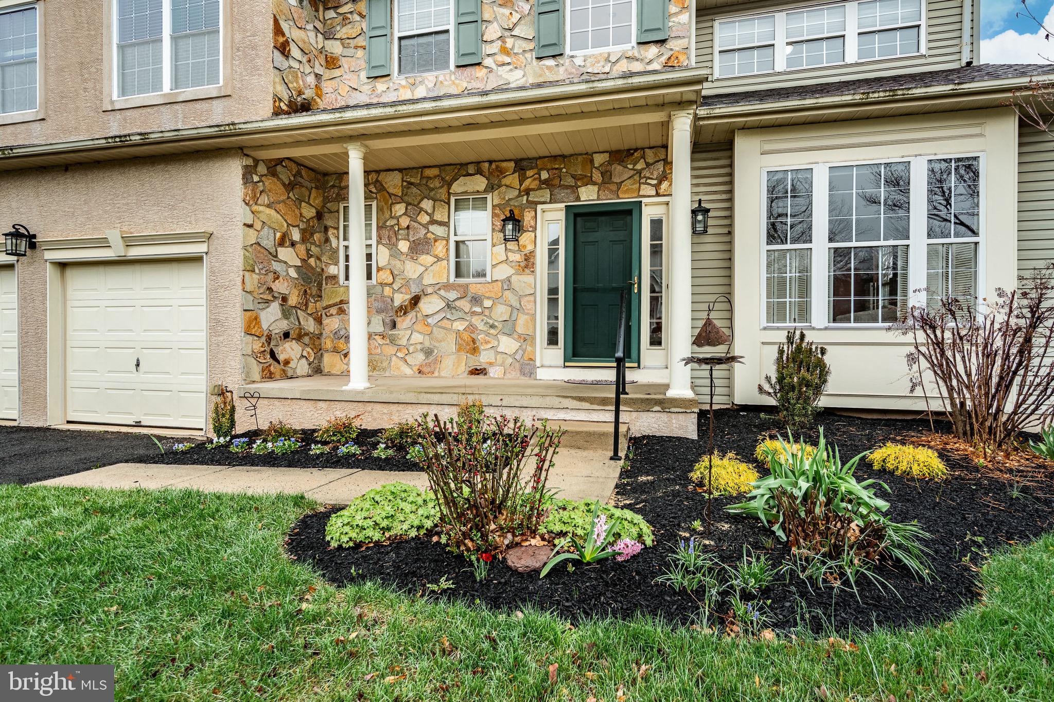 OLDE VILLAGE - Residential