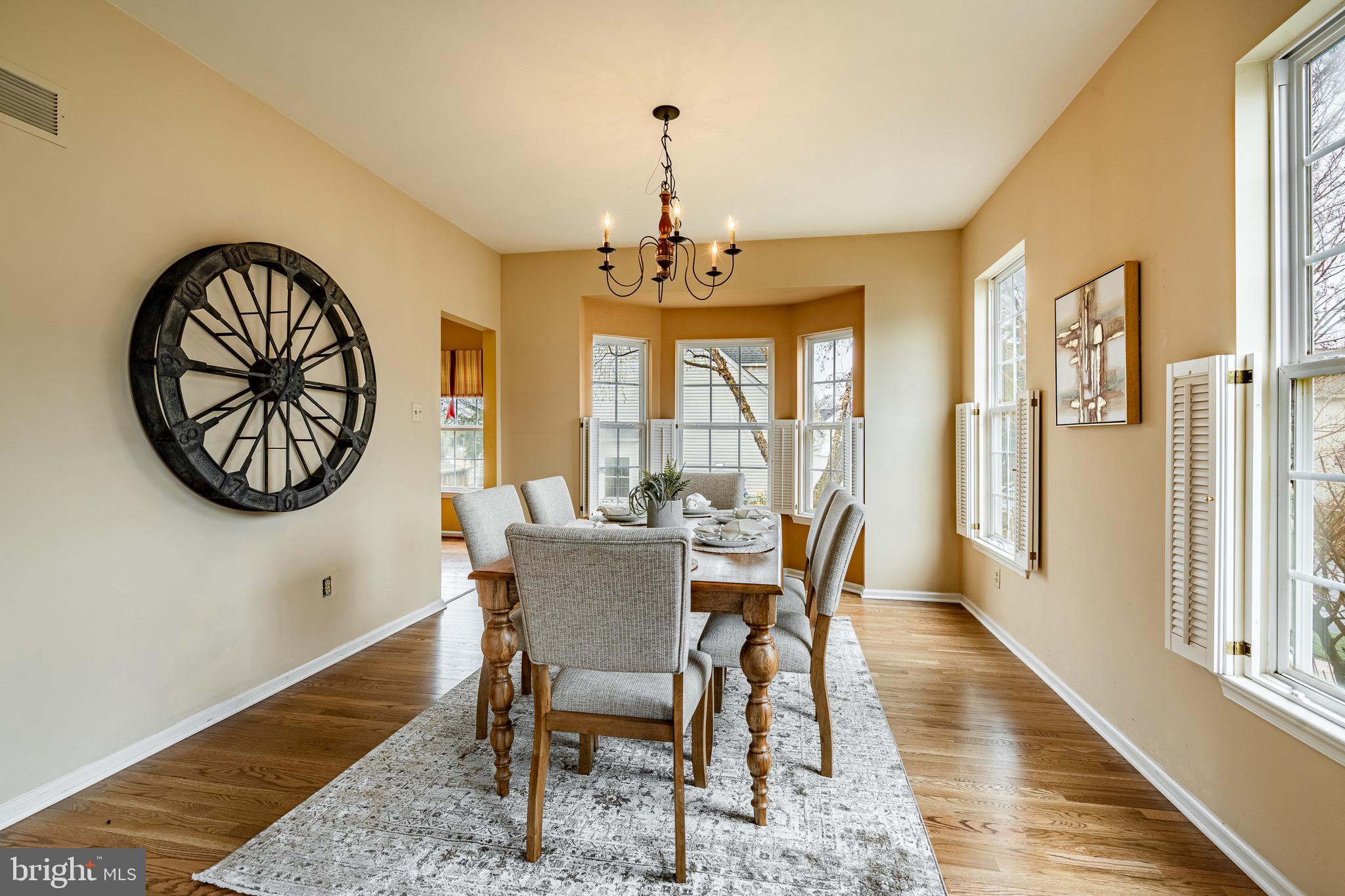 OLDE VILLAGE - Residential