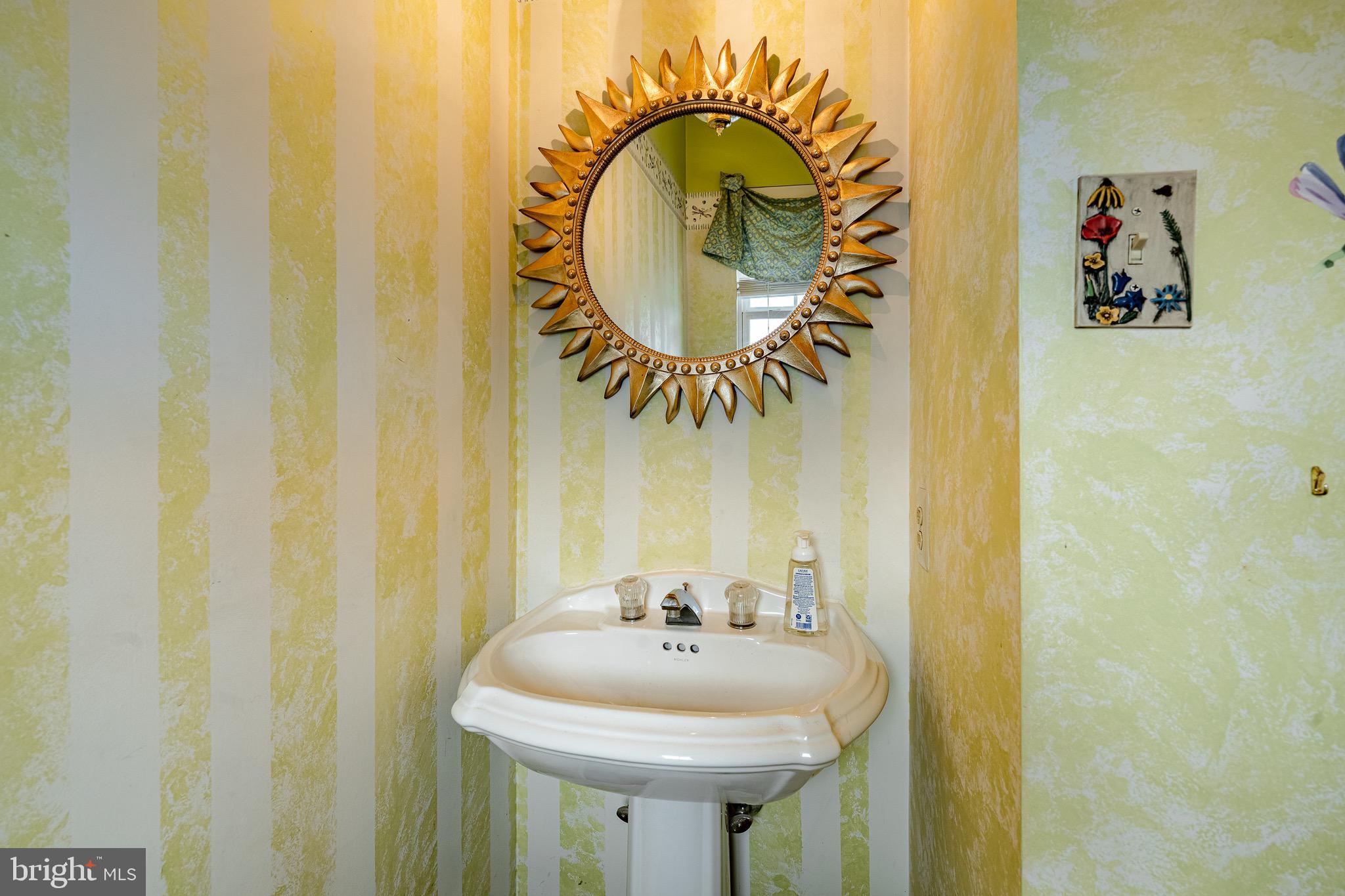 OLDE VILLAGE - Residential