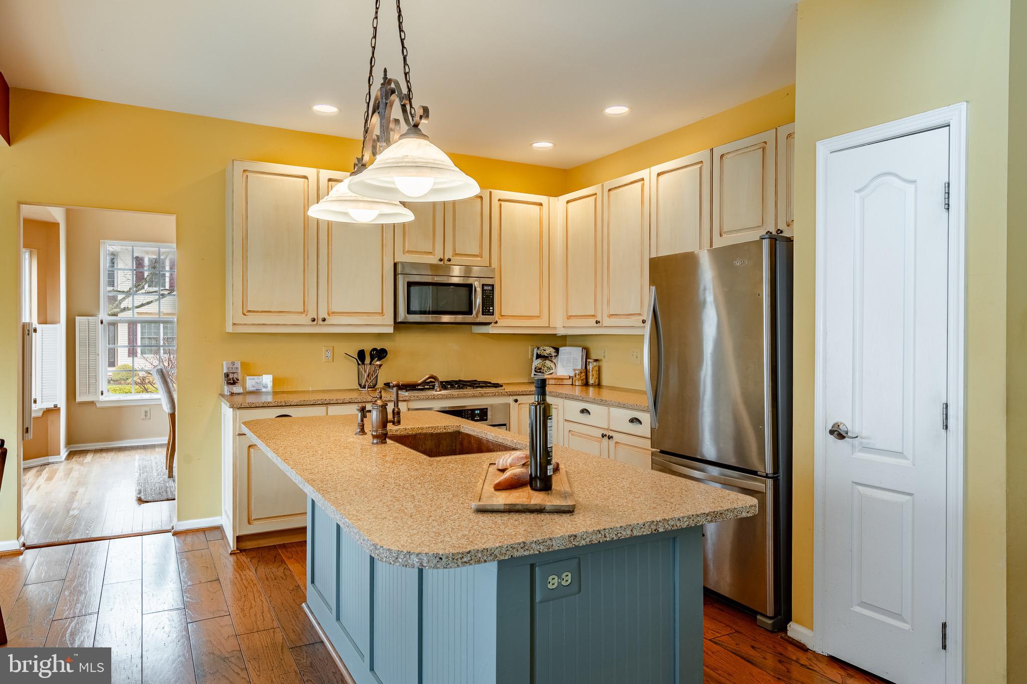 OLDE VILLAGE - Residential