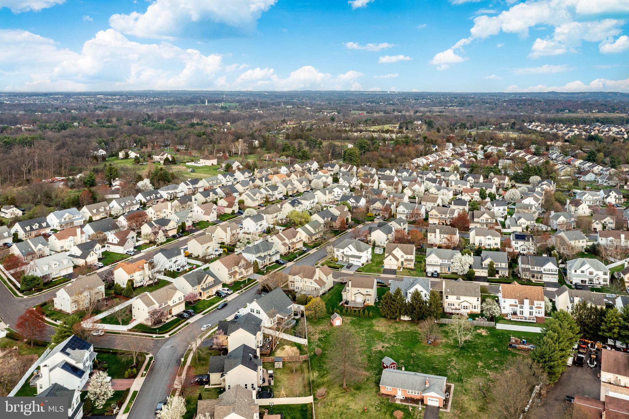 OLDE VILLAGE - Residential