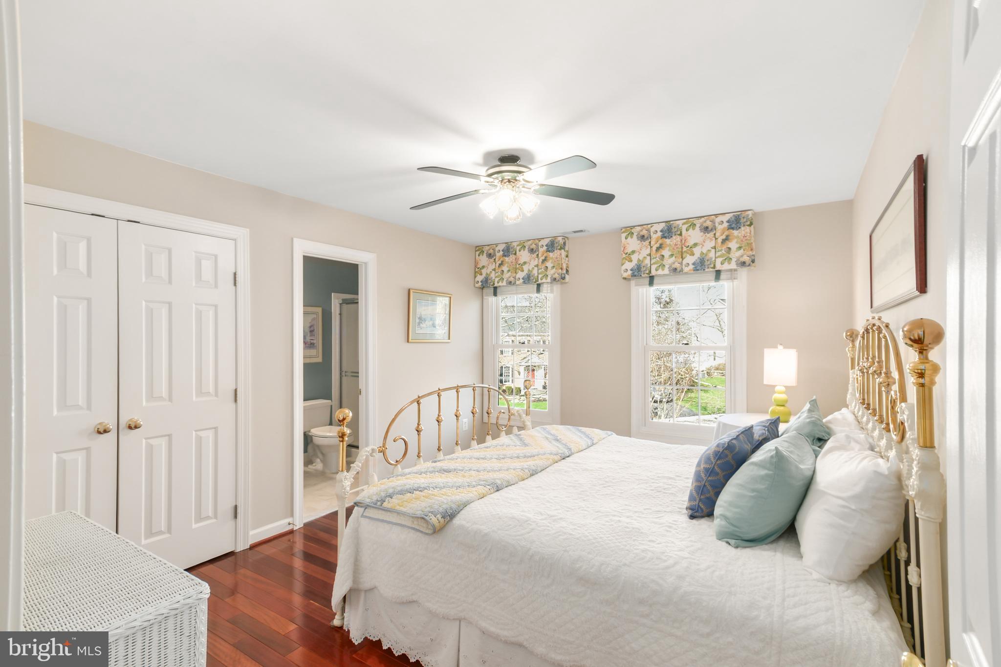 HOLLY HILLS - Residential