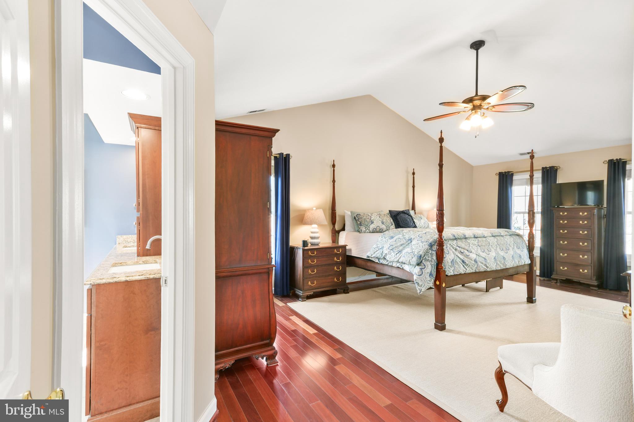 HOLLY HILLS - Residential