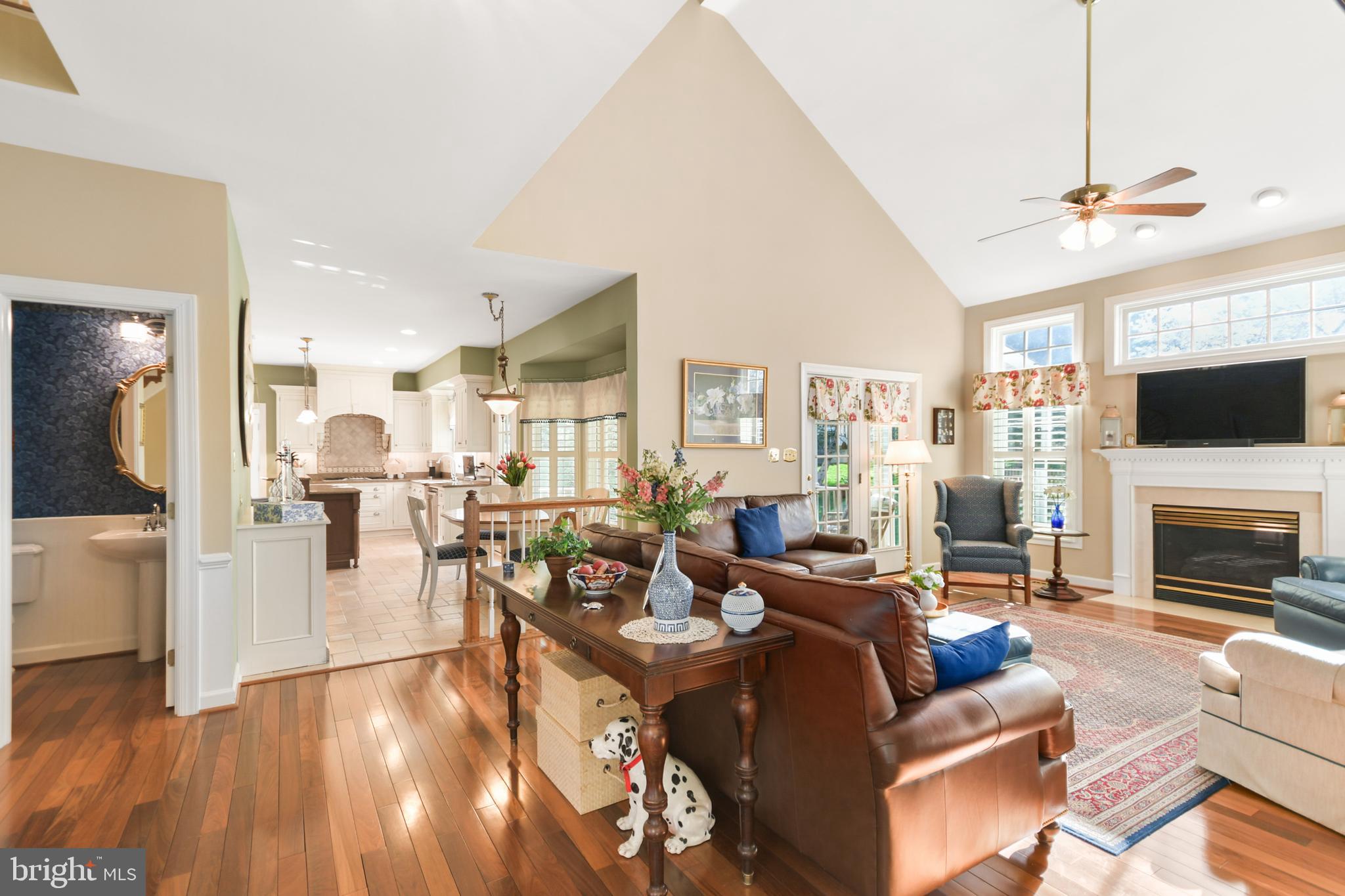 HOLLY HILLS - Residential