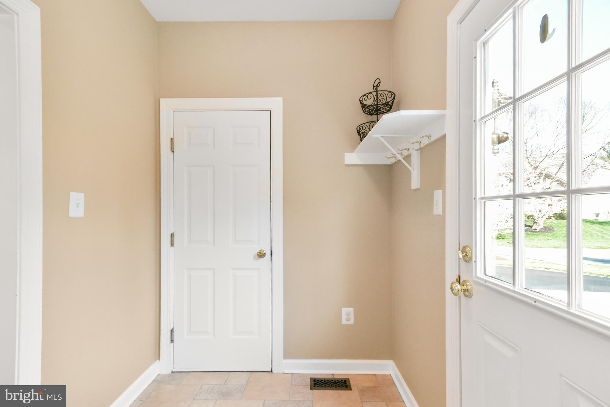 HOLLY HILLS - Residential