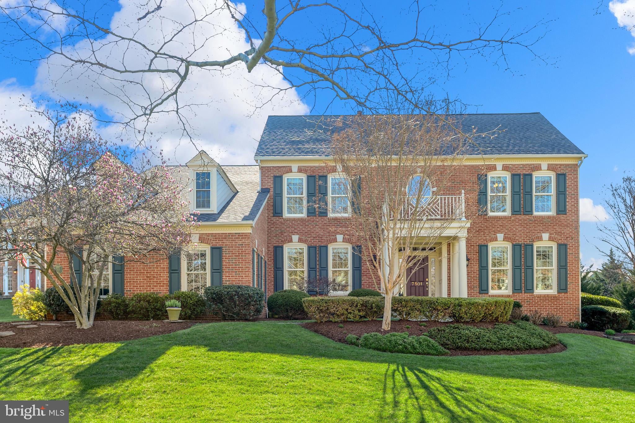 HOLLY HILLS - Residential