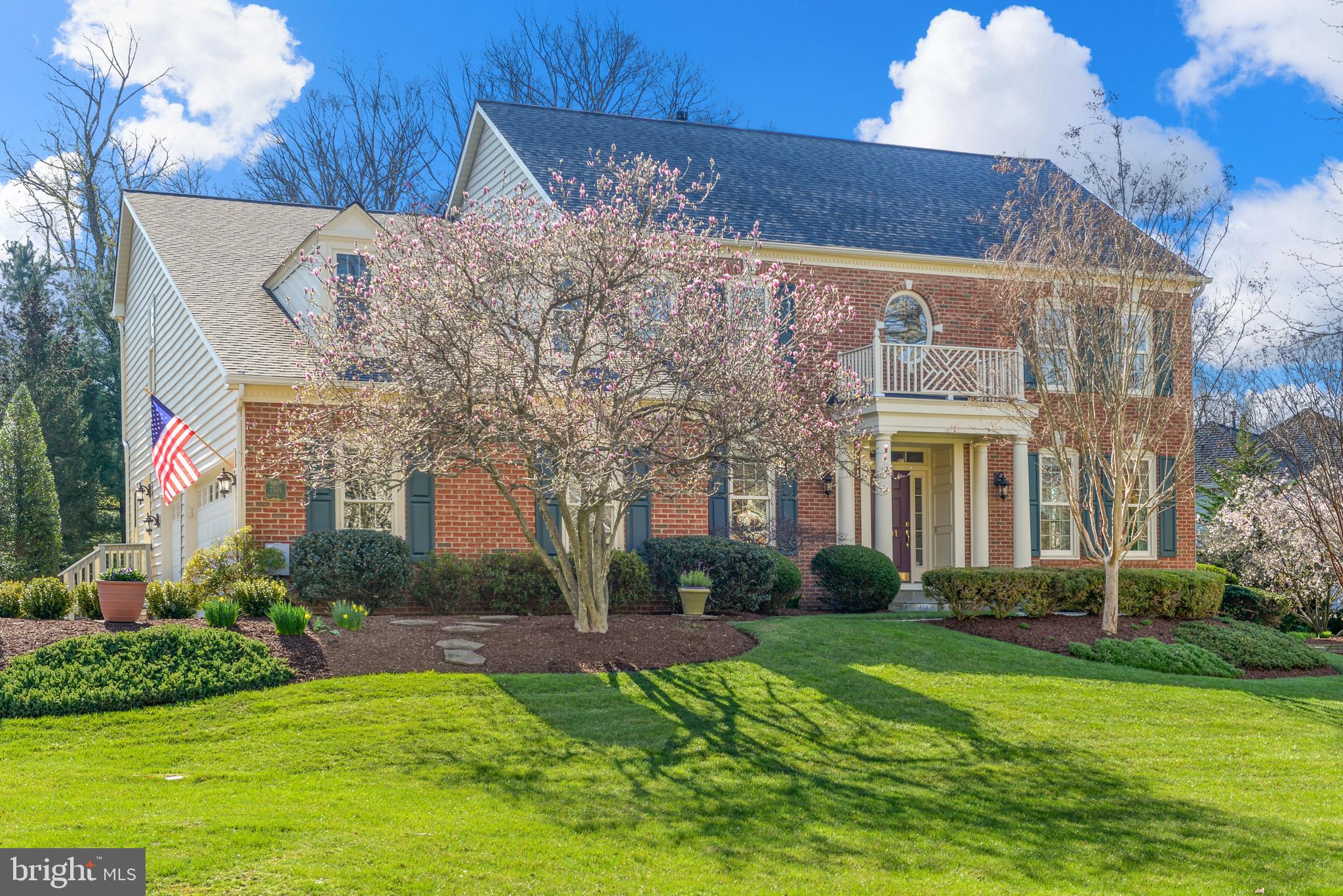 HOLLY HILLS - Residential