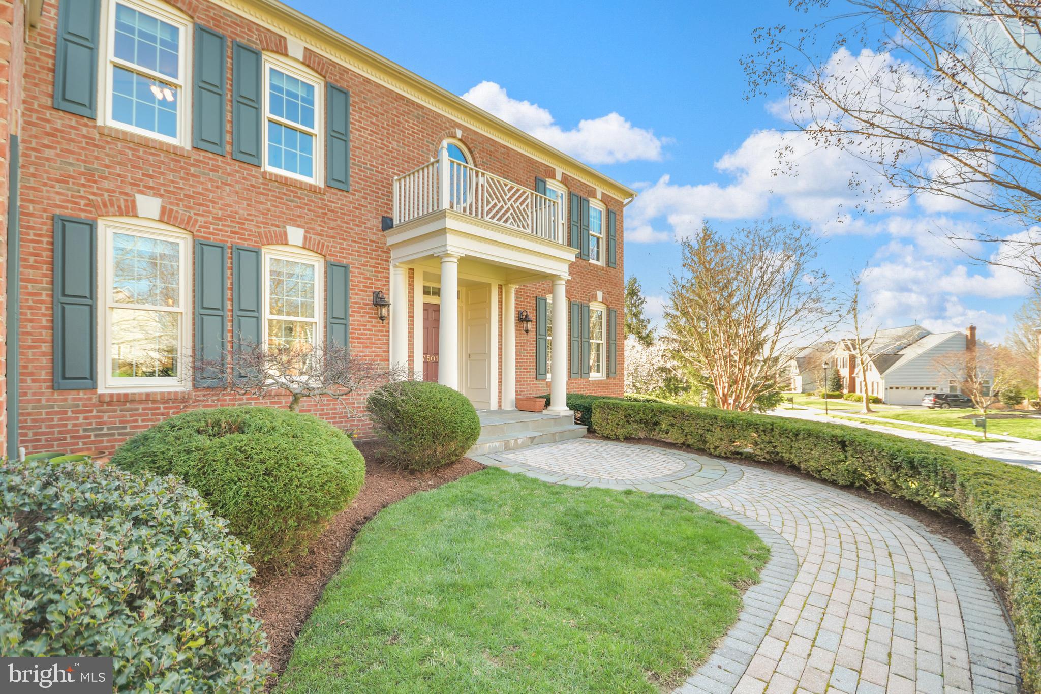 HOLLY HILLS - Residential