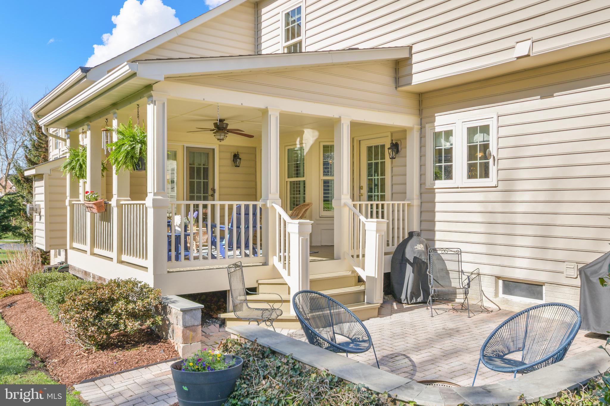 HOLLY HILLS - Residential