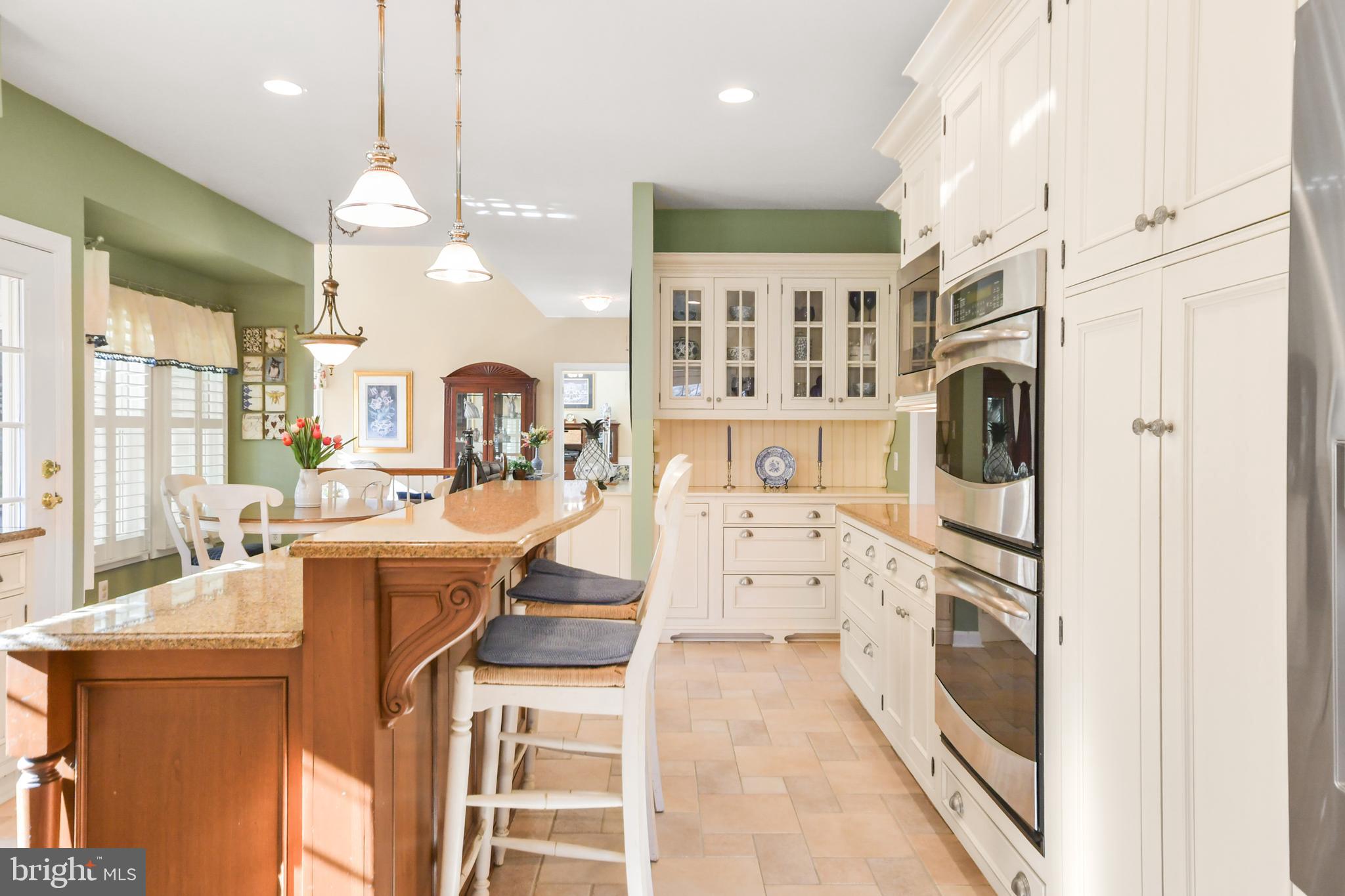 HOLLY HILLS - Residential