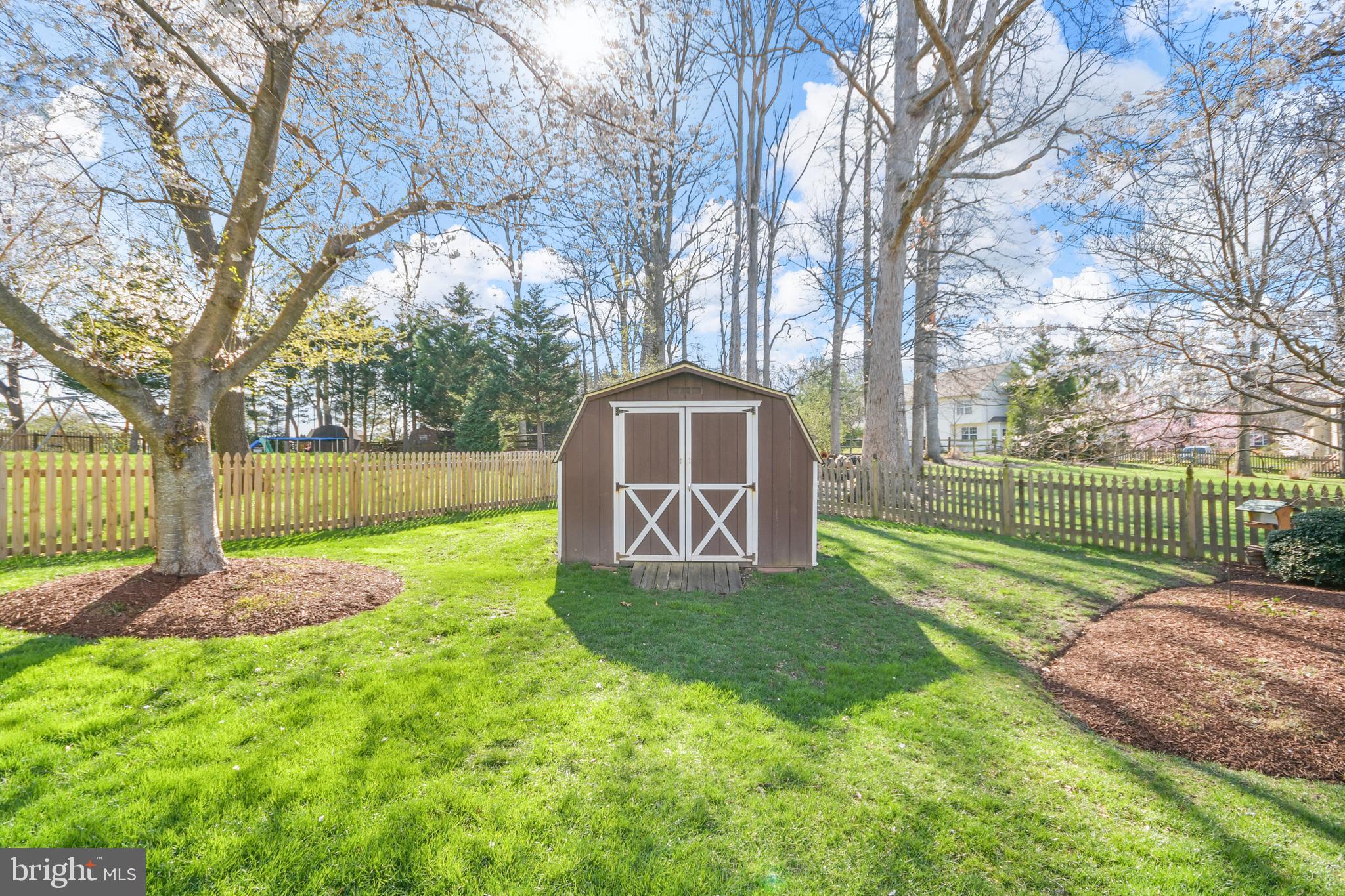 HOLLY HILLS - Residential