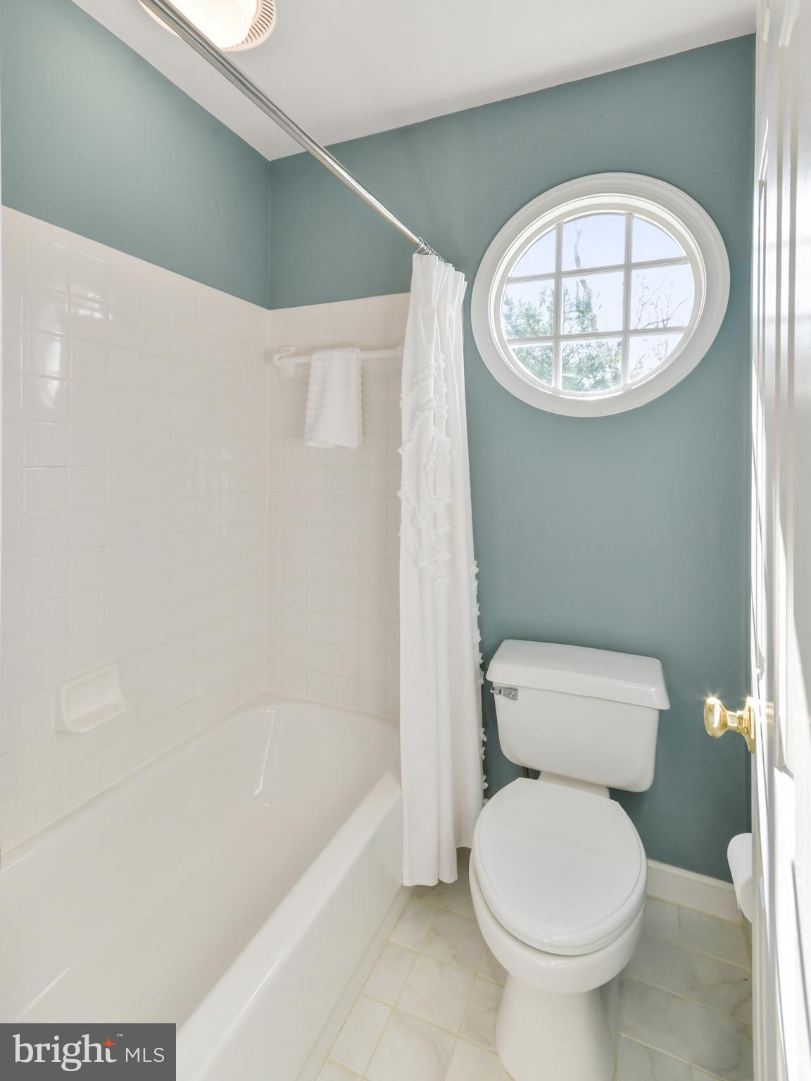 HOLLY HILLS - Residential