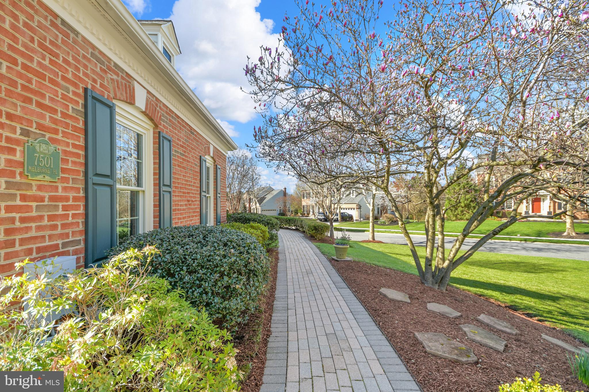 HOLLY HILLS - Residential